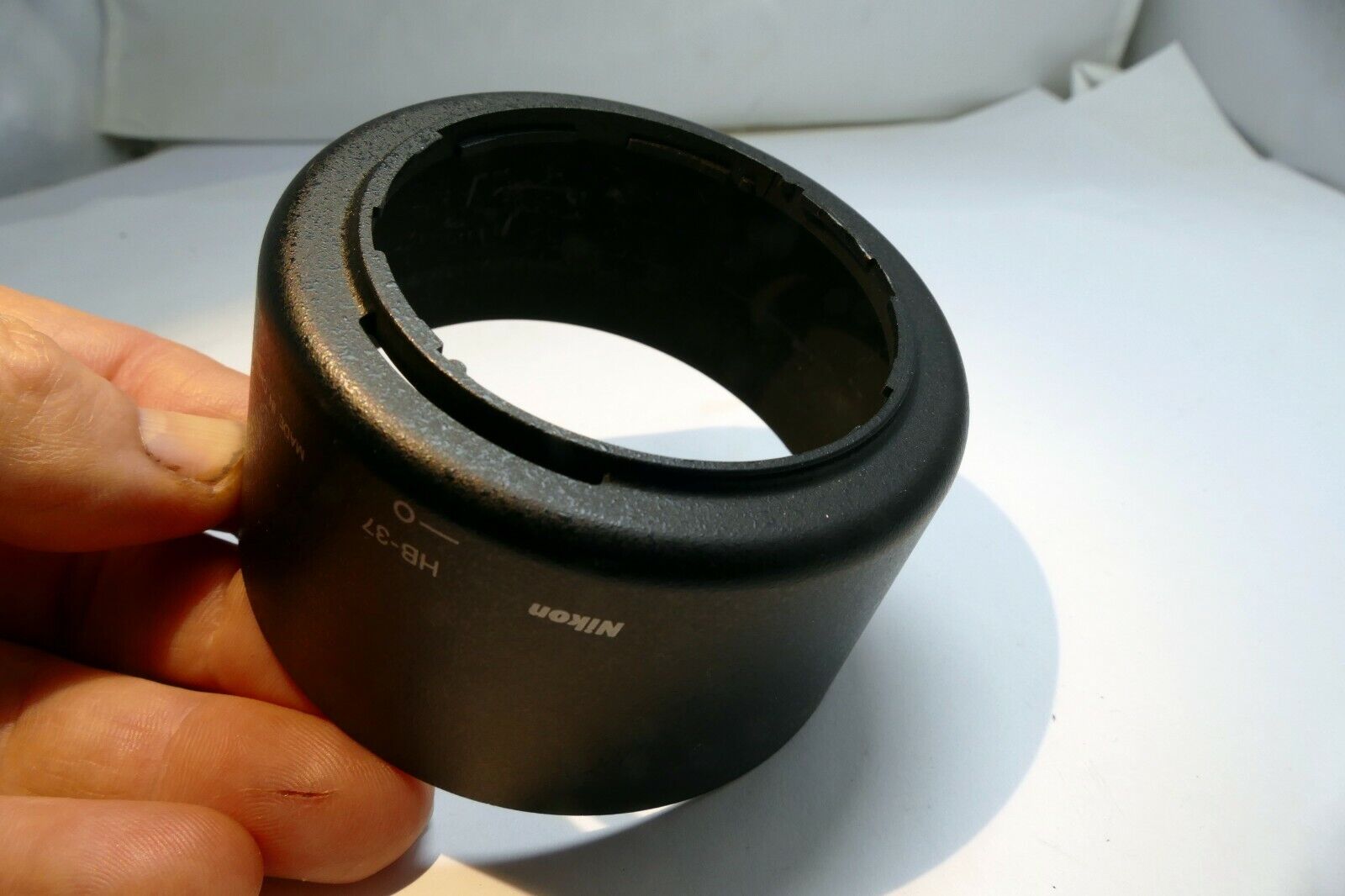 Nikon HB-37 Lens Hood Shade AF-S Nikkor MICRO 85mm f3.5 VR 55-200mm ED Genuine
