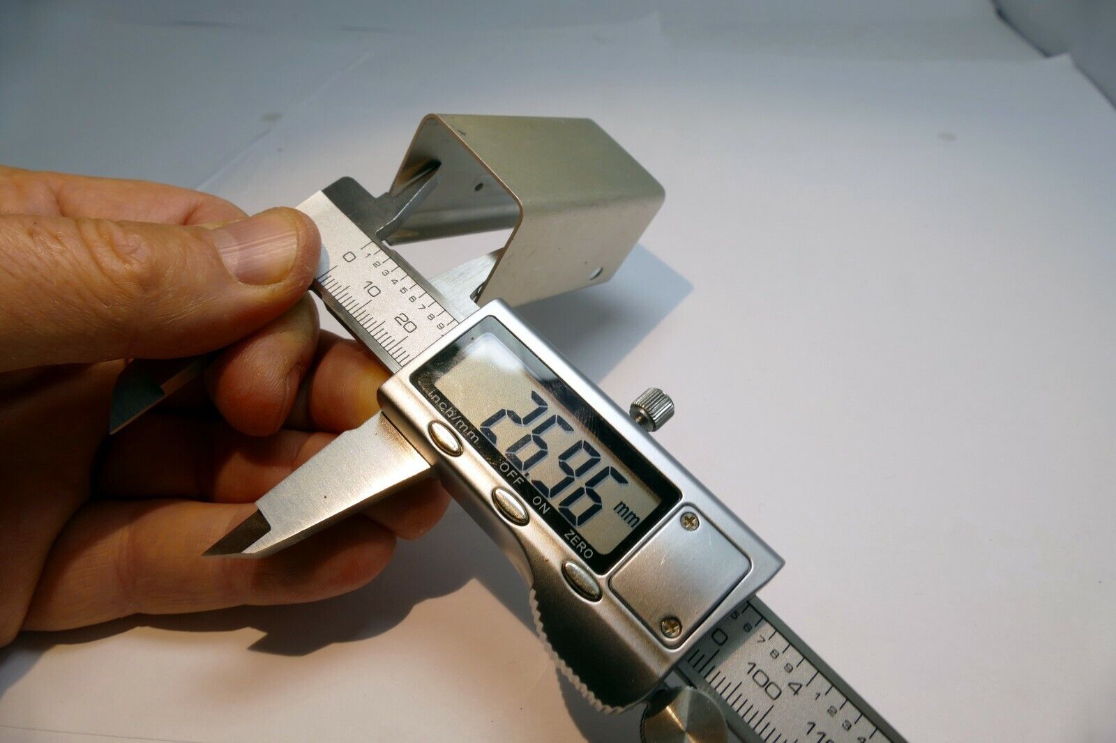 Metal part for Konica Tube flash cameras
