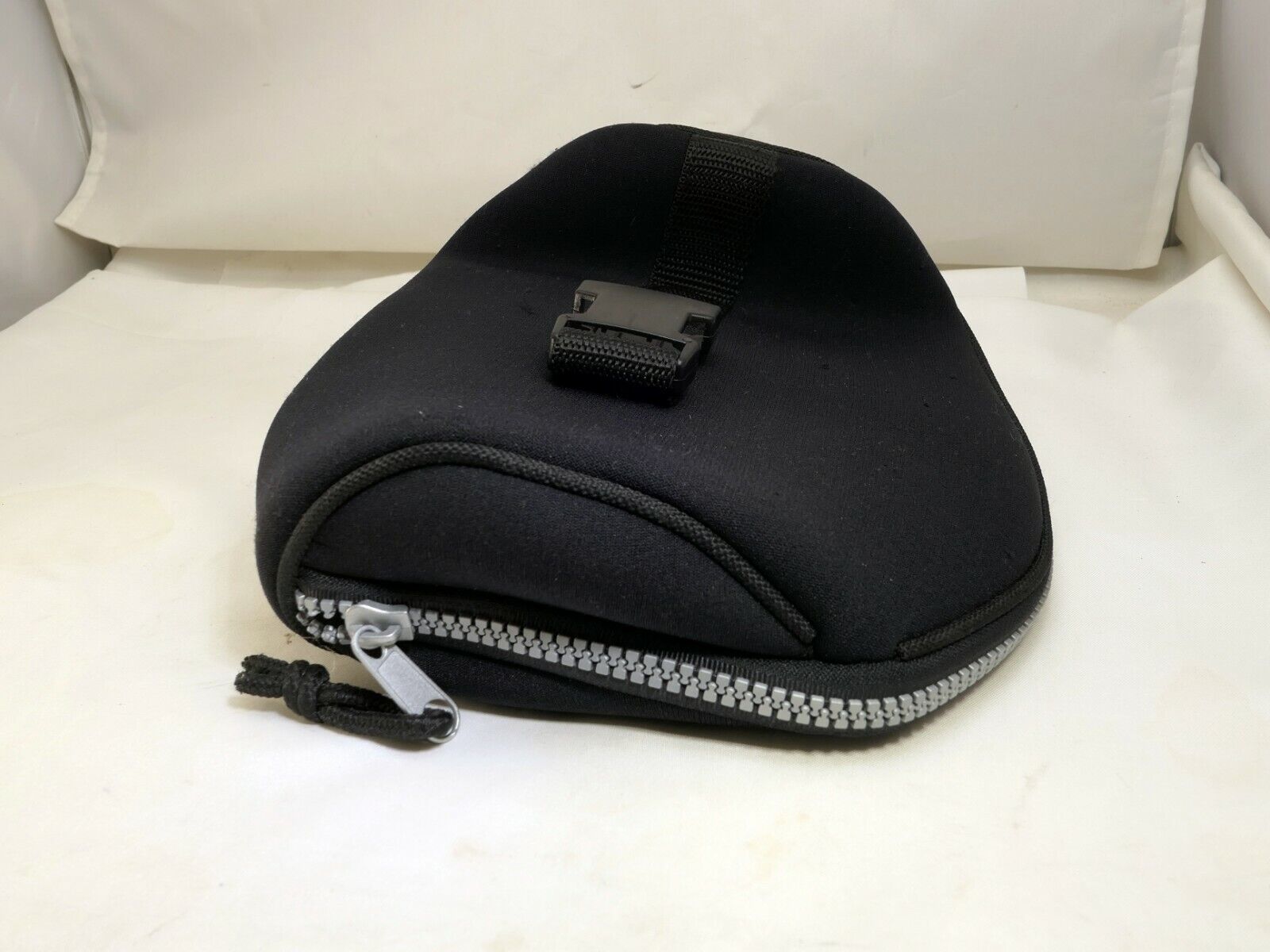TAMRON  Soft Case Pouch for Di VC lenses 8X4X4" Original OEM neoprene