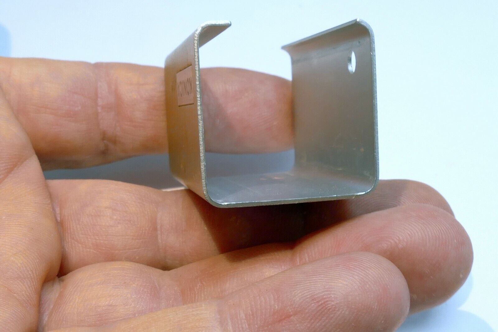 Metal part for Konica Tube flash cameras