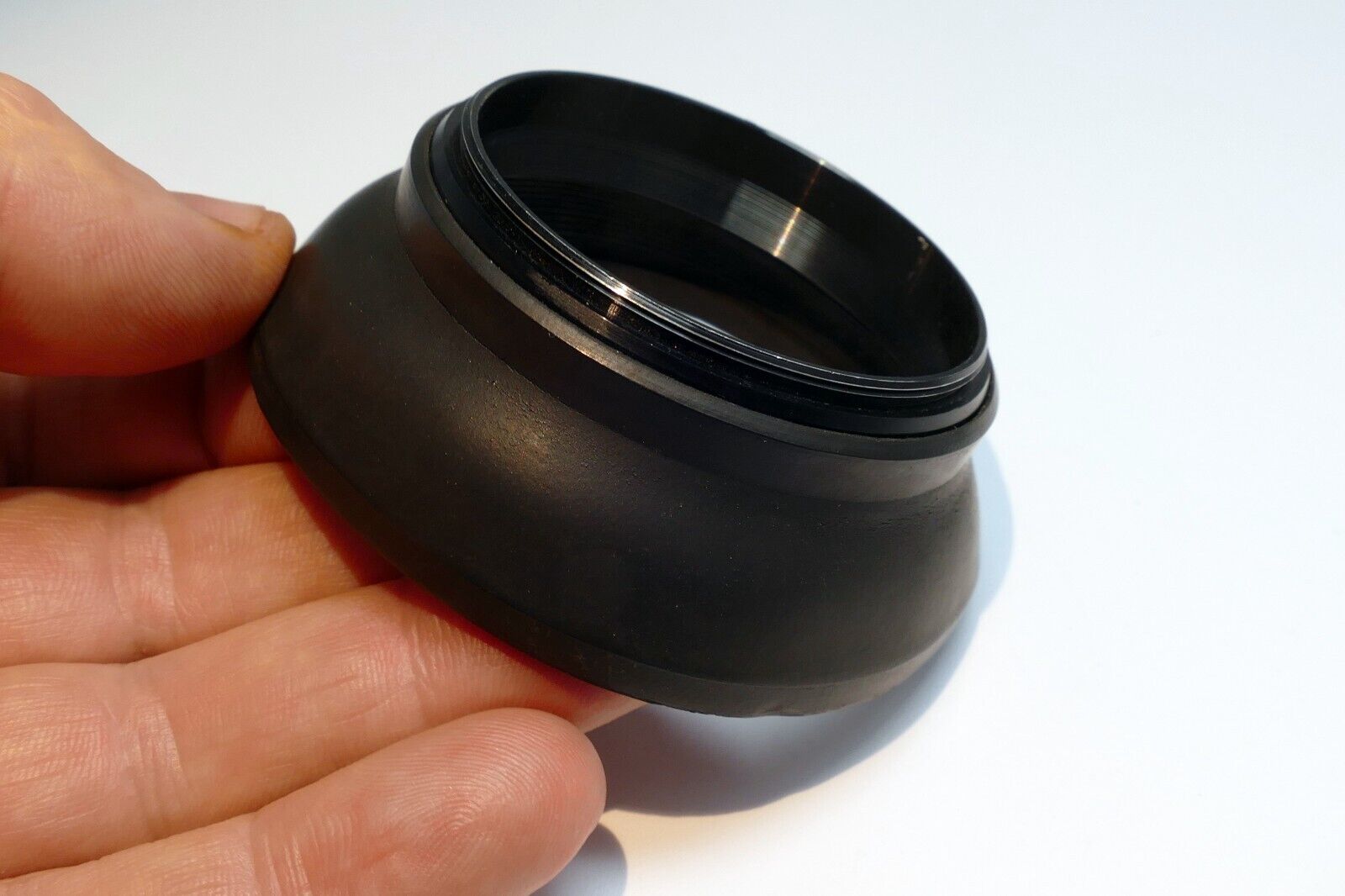 Vivitar 52mm  Rubber Lens Hood Shade - poor condition, rubber stiff