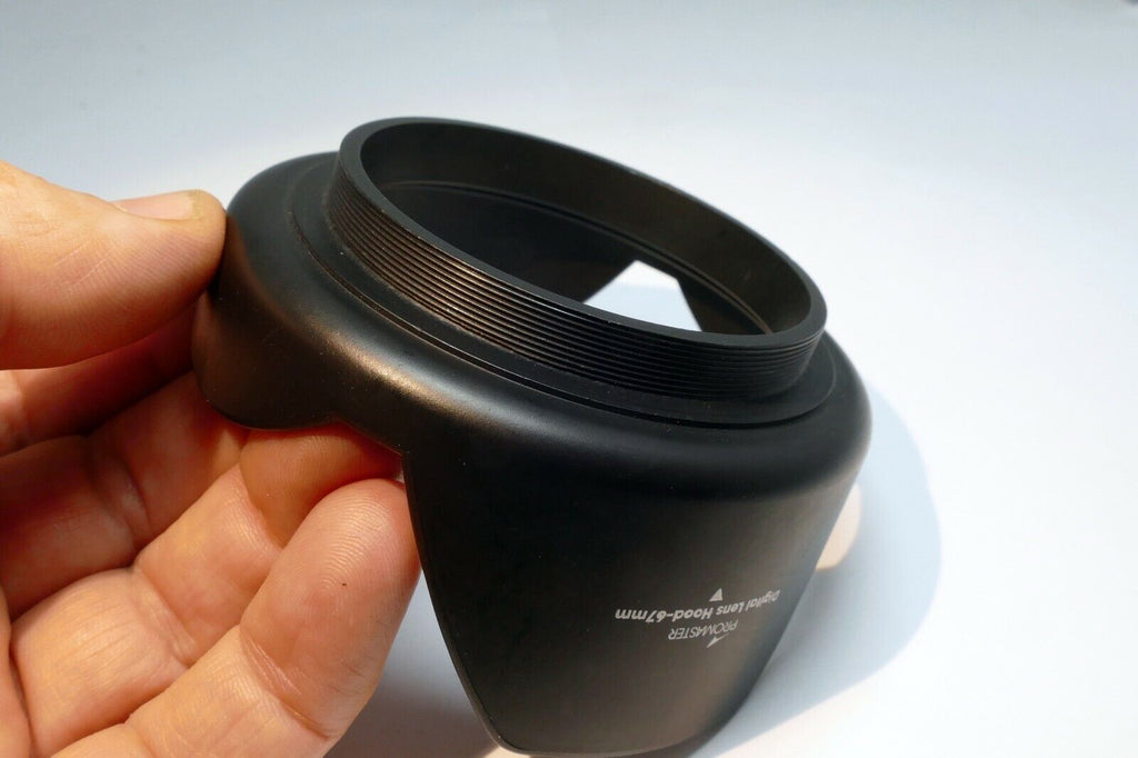 67mm Plastic Lens Hood Shade threaded screw in type petal shape digital
