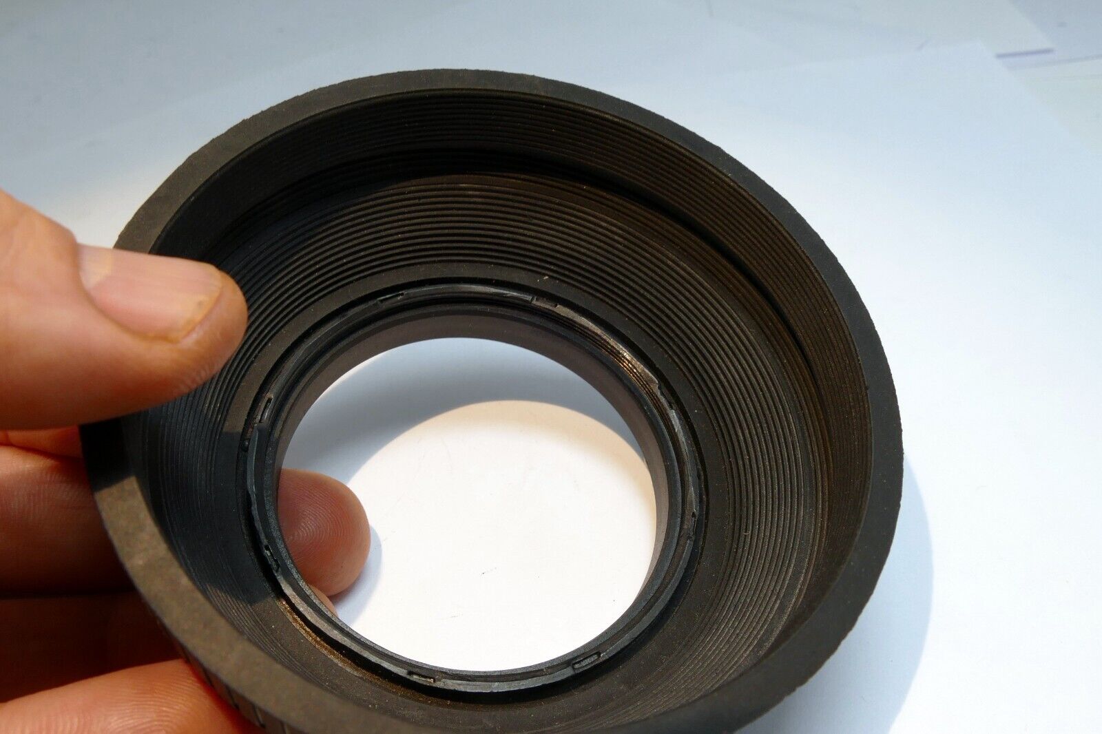 58mm Rubber Lens Hood Shade single threaded for wide angle 28mm