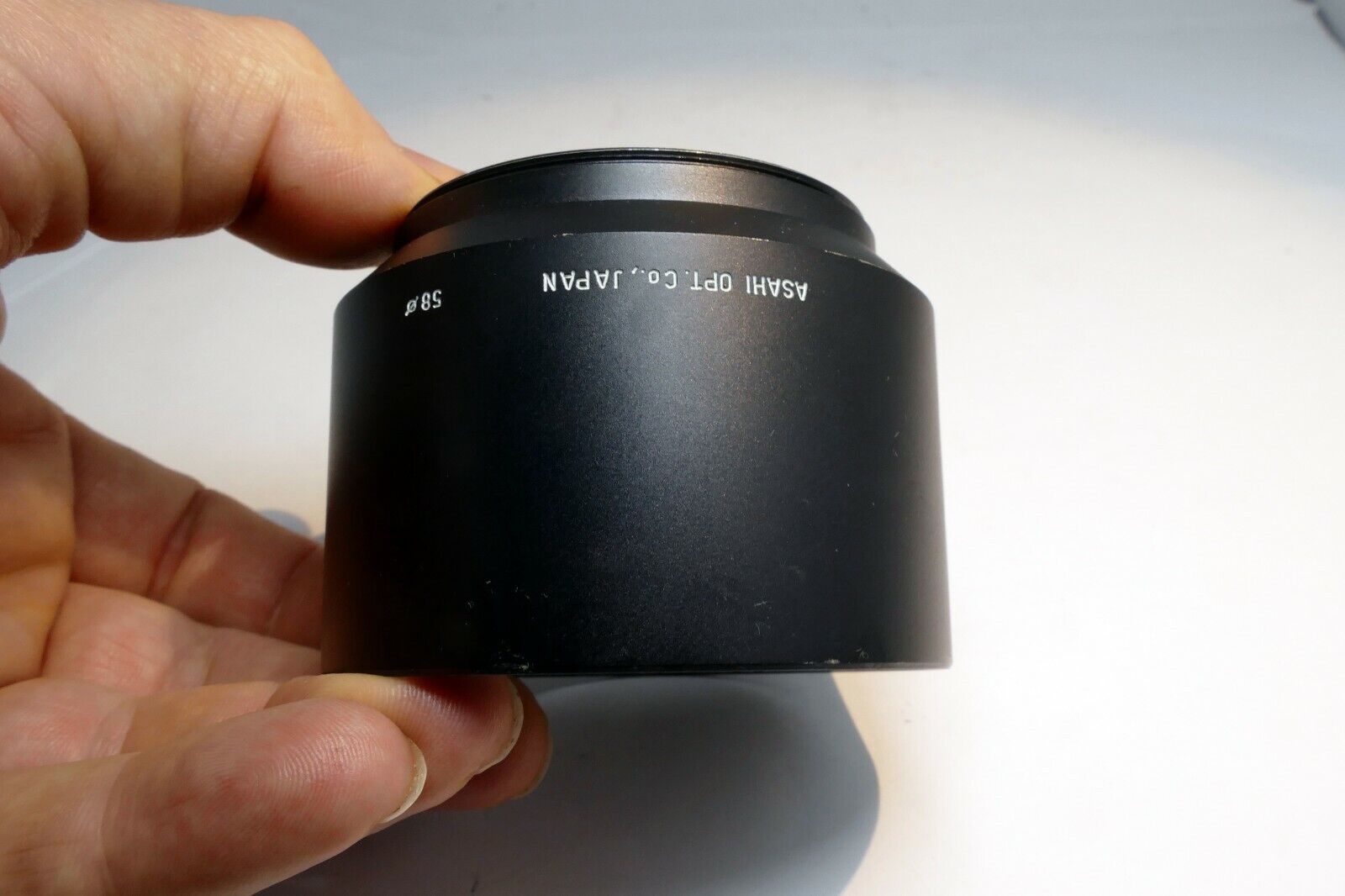 Pentax 58mm Lens Hood Shade for Takumar M42 manual focus 135mm f2.5 Asaho Co.