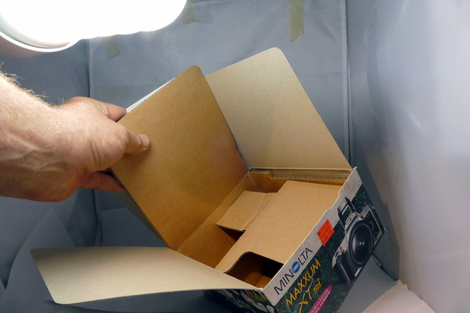 Empty Box for Minolta Maxxum XTsi camera (box only)