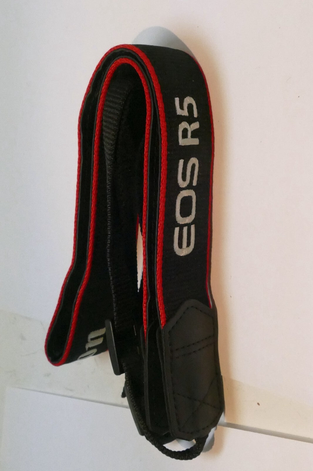 Canon EOS R5 Camera Neck Shoulder Strap Canvas Black/Red - Genuine OEM