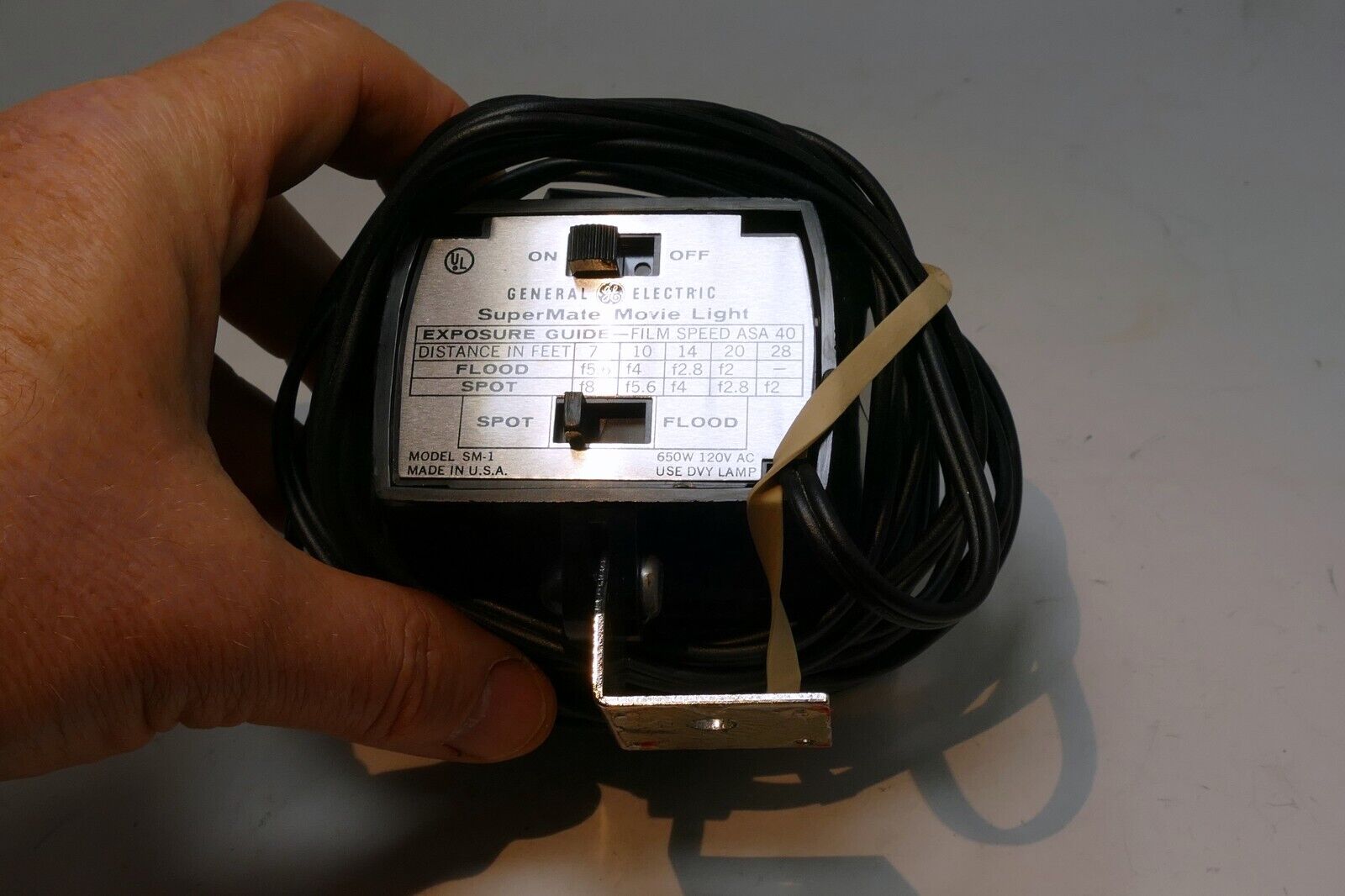 GE Super Mate Movie Light The Perfect Mate for Super 8 Cameras - vintage, works