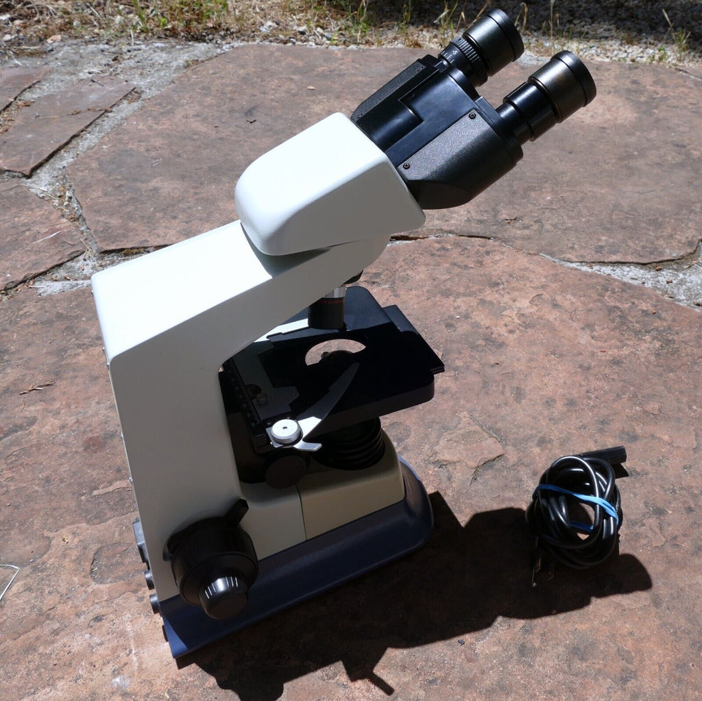 N-180M Biological Lab Medical Microscope Novel - w/ 4X 10X PH 160 0.17 objective