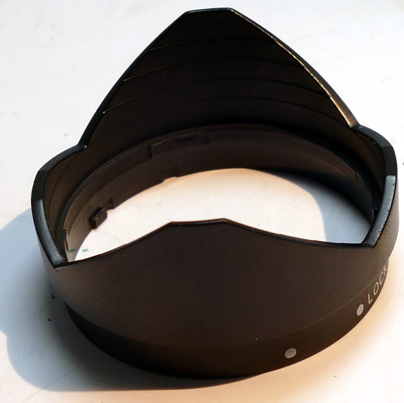 34mm ID Lens Hood Shade plastic twist on type