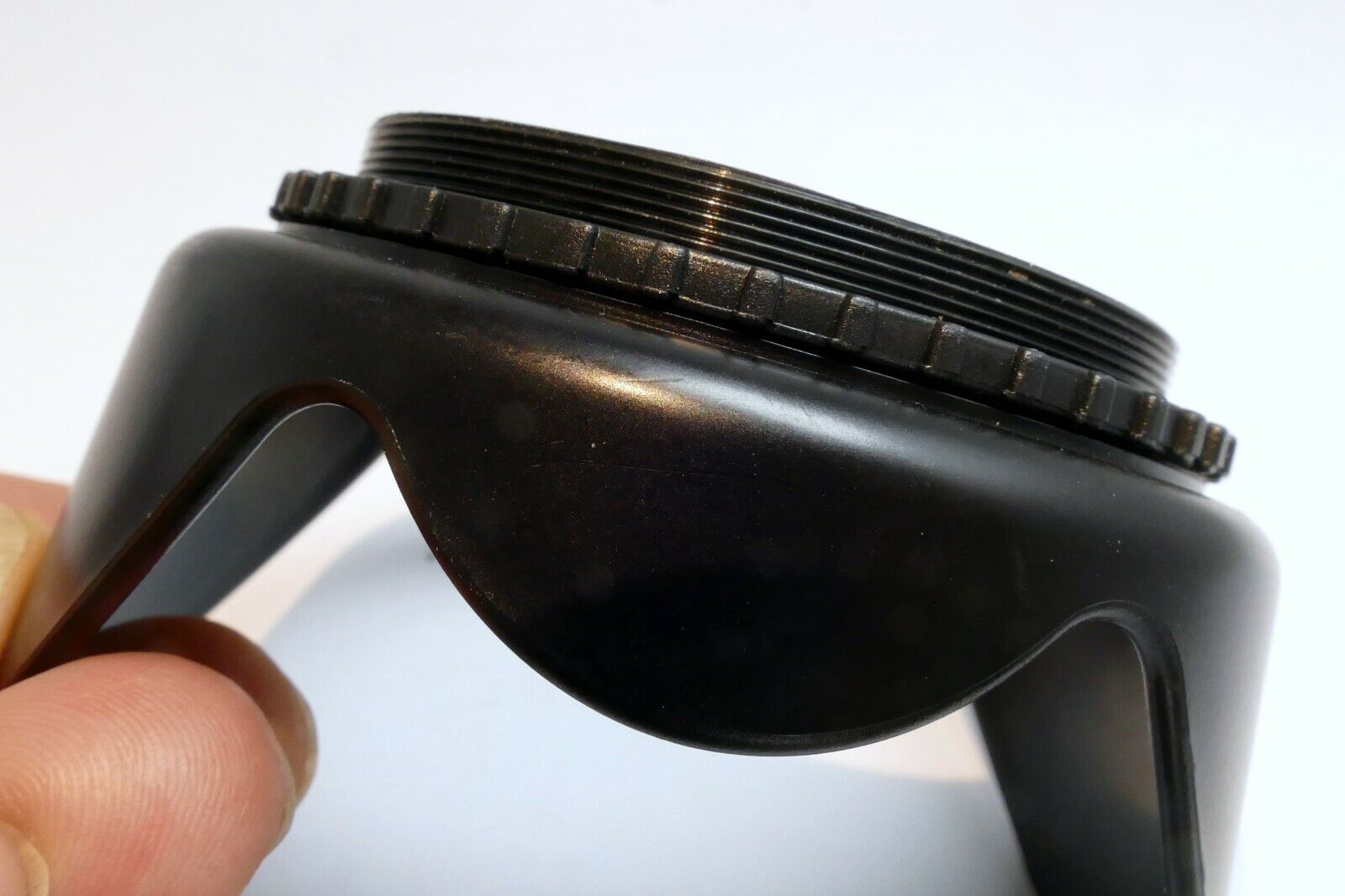 58mm Lens Hood Shade threaded plastic petal shaped  for 50mm 18-55mm