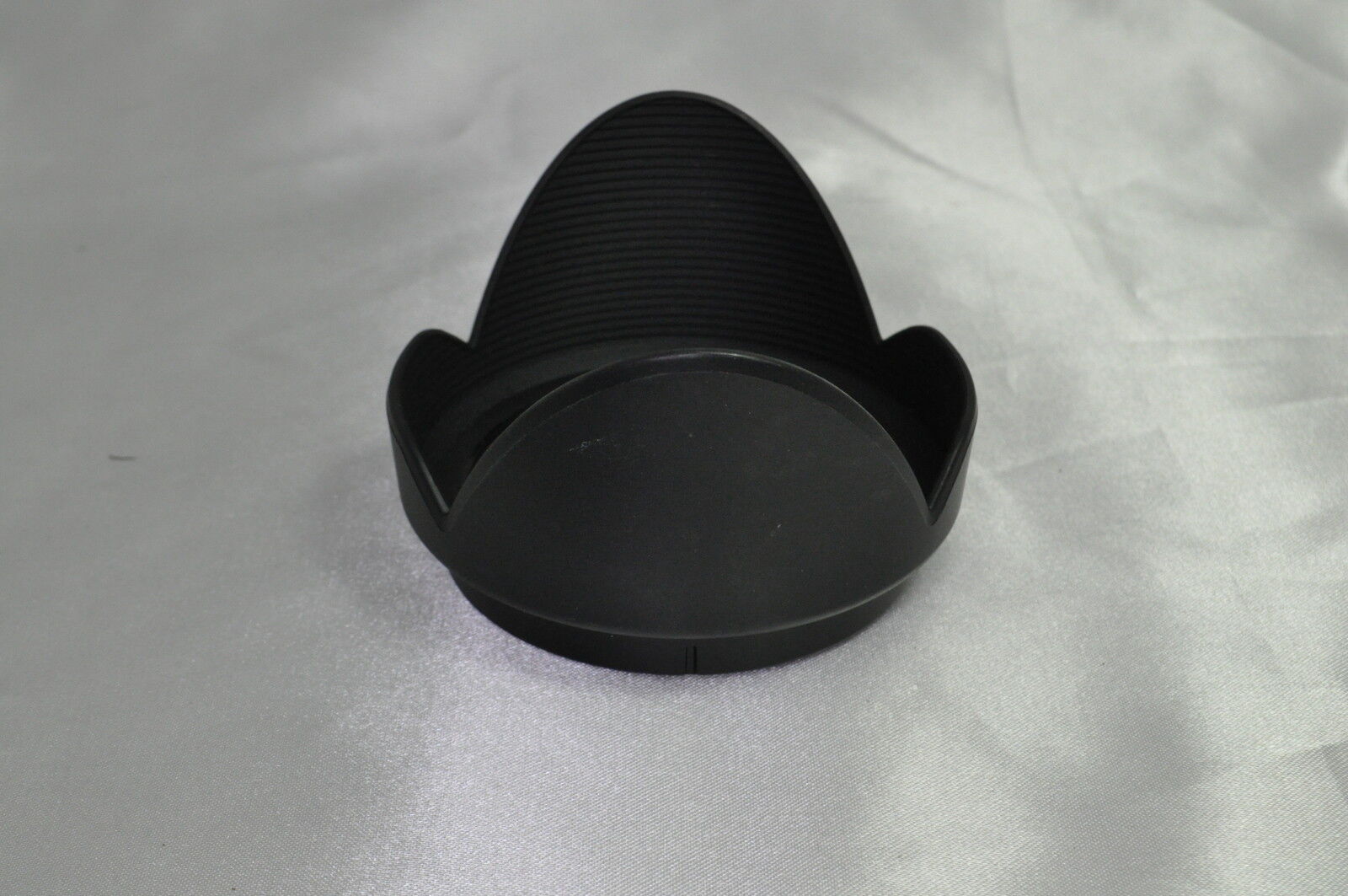 Plastic Lens Hood (unknown Brand) 55mm inner diameter O206041