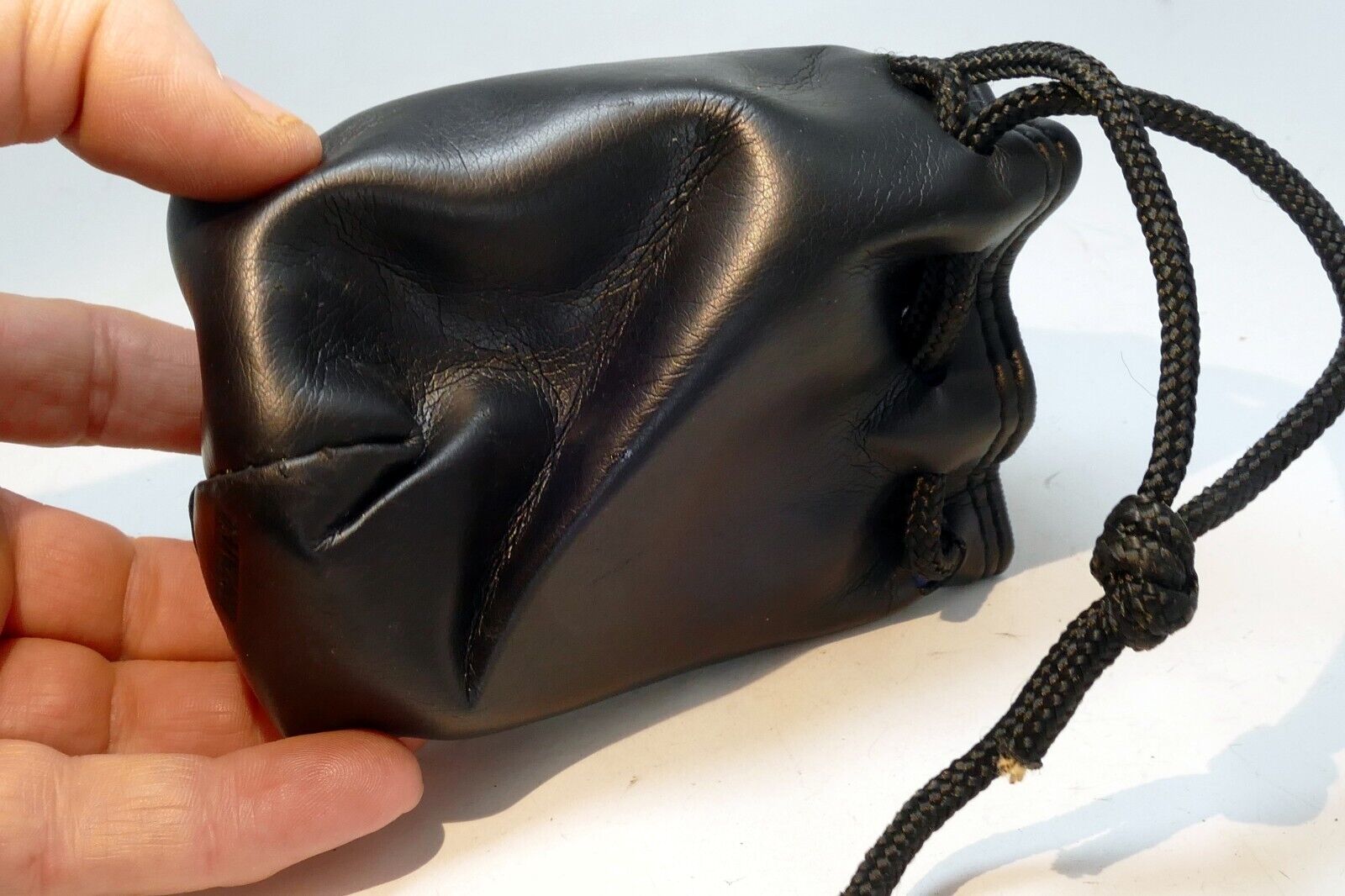 Soft  Leather Drawstring Bag Case for 50mm f1.8 f1.4 lens