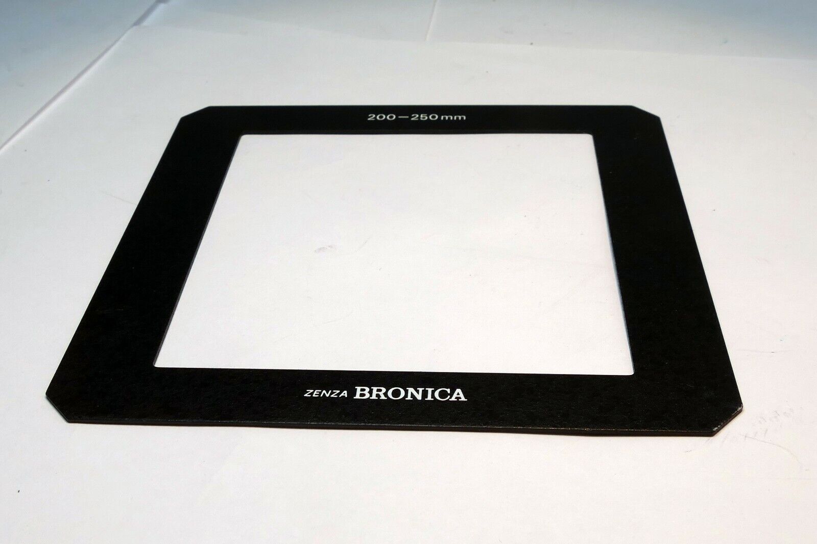  Zenza Bronica Medium Camera Frame 200-250mm for bellows hood 12X11cm