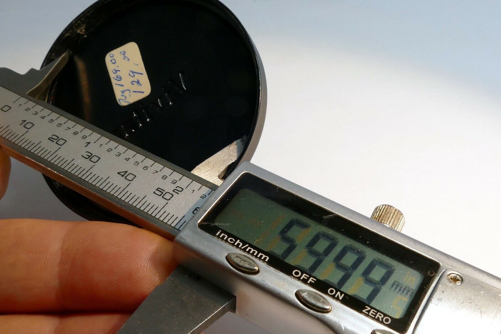 Vivitar 58mm Front lens cap Metal slip on type for  135mm f/2.5