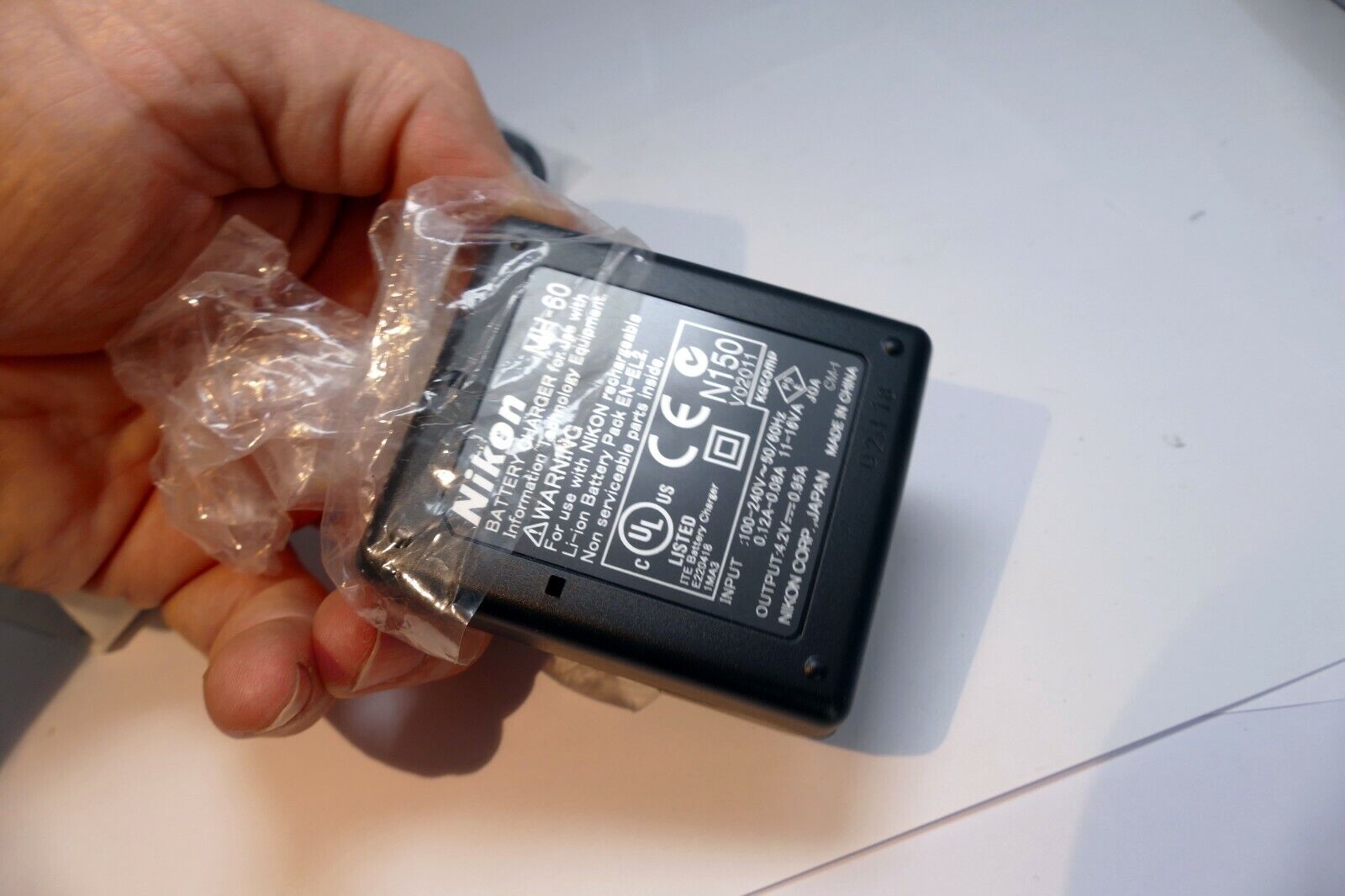 Nikon MH-60 Charger for Nikon EN-EL2 Battery Genuine OEM Original