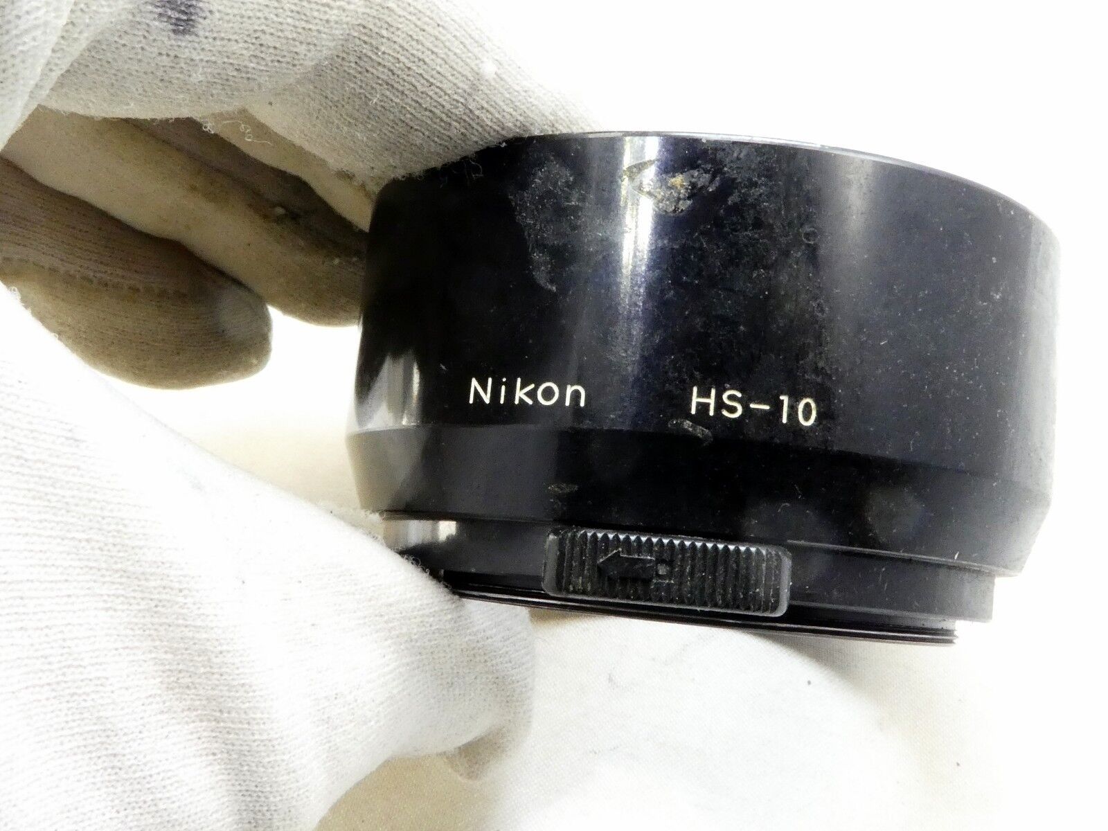 Nikon HS-10 Hood Shade Metal clip on for 135mm f3.5 85mm f2.0 105mm Genuine EOM