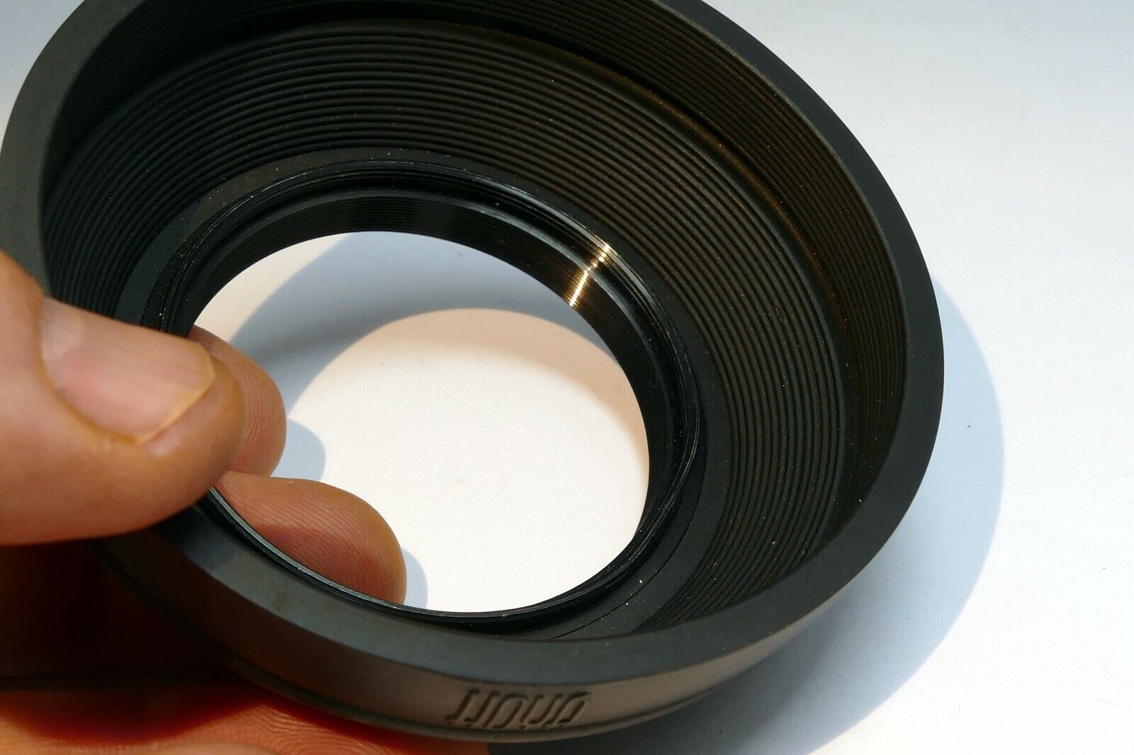 HOYA  Lens 52mm Rubber Hood shade 50mm  f1.4 f1.8 f1.2