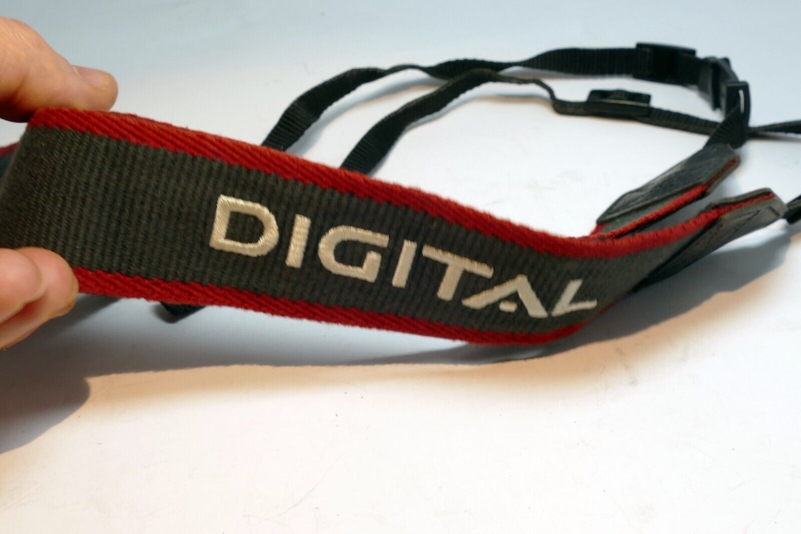 Canon EOS Digital Camera Neck Shoulder Strap 4cm wide gray - Genuine OEM