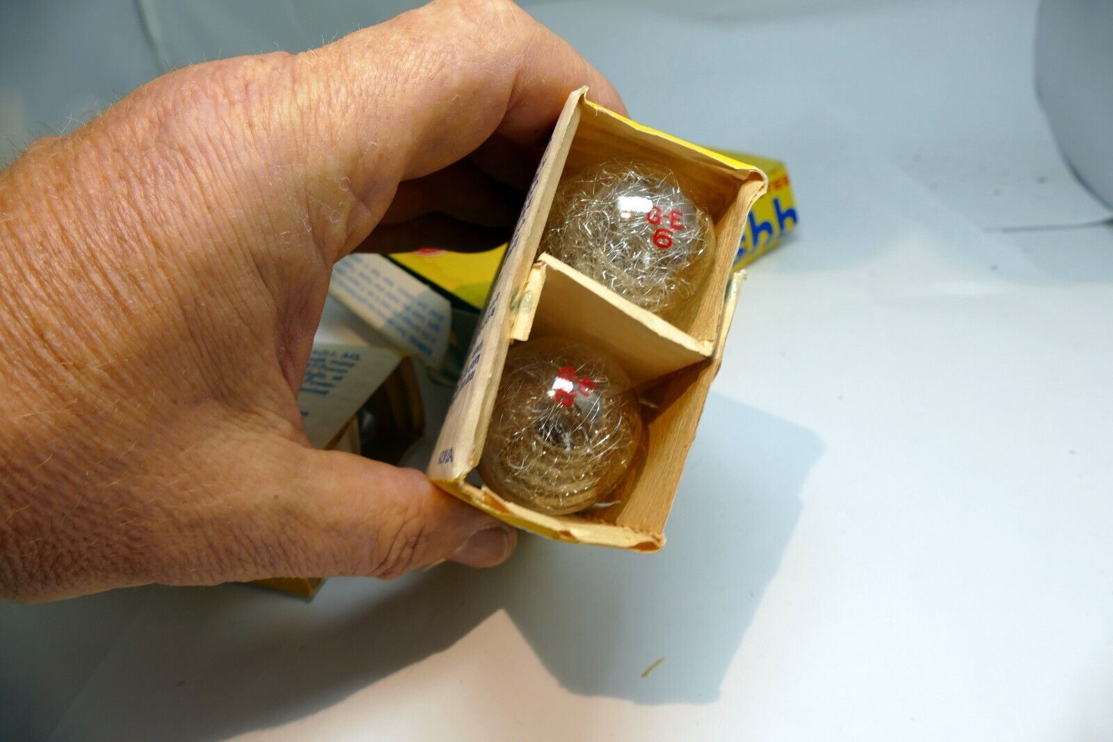 General Electric No. 6#6  Flash Bulbs clear set of 7