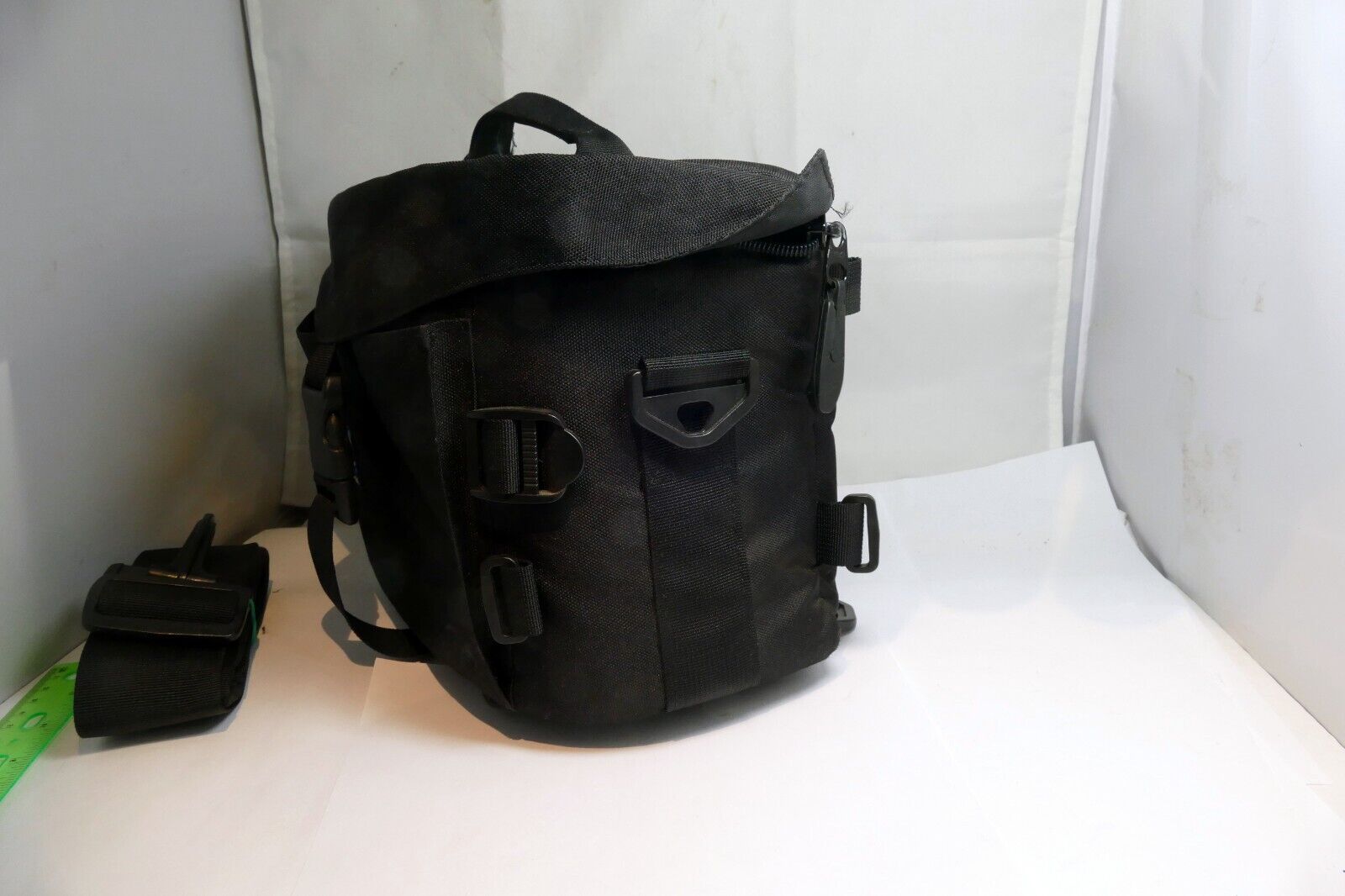 Mountain M Rock Camera EOS Case with Strap - 7"x6"x11"  medium w/ shoulder strap