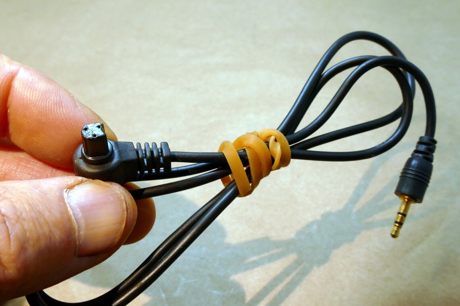 Promaster 2.5mm Cable for Remote Shutter Release for  EOS 5D 7D II III (3-pin)