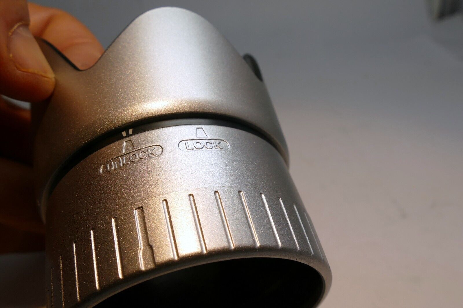 54mm twist on  type  Lens Hood Shade with adapter