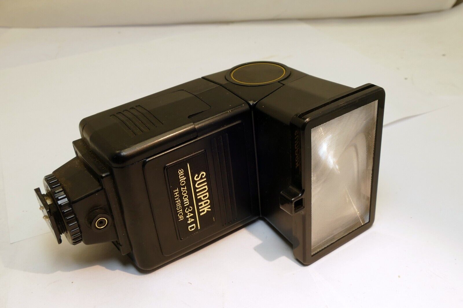 Sunpak Flash auto zoom 344 D for parts or repair AS IS