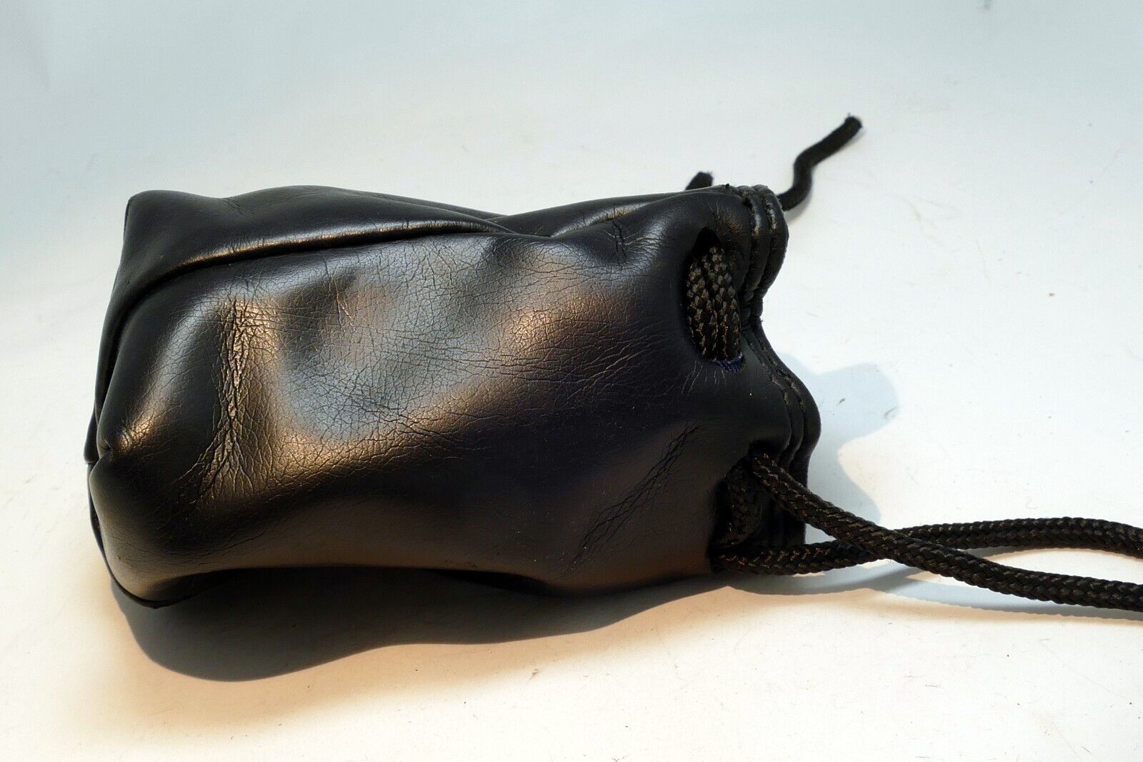 Soft  Leather Drawstring Bag Case for 50mm f1.8 f1.4 lens
