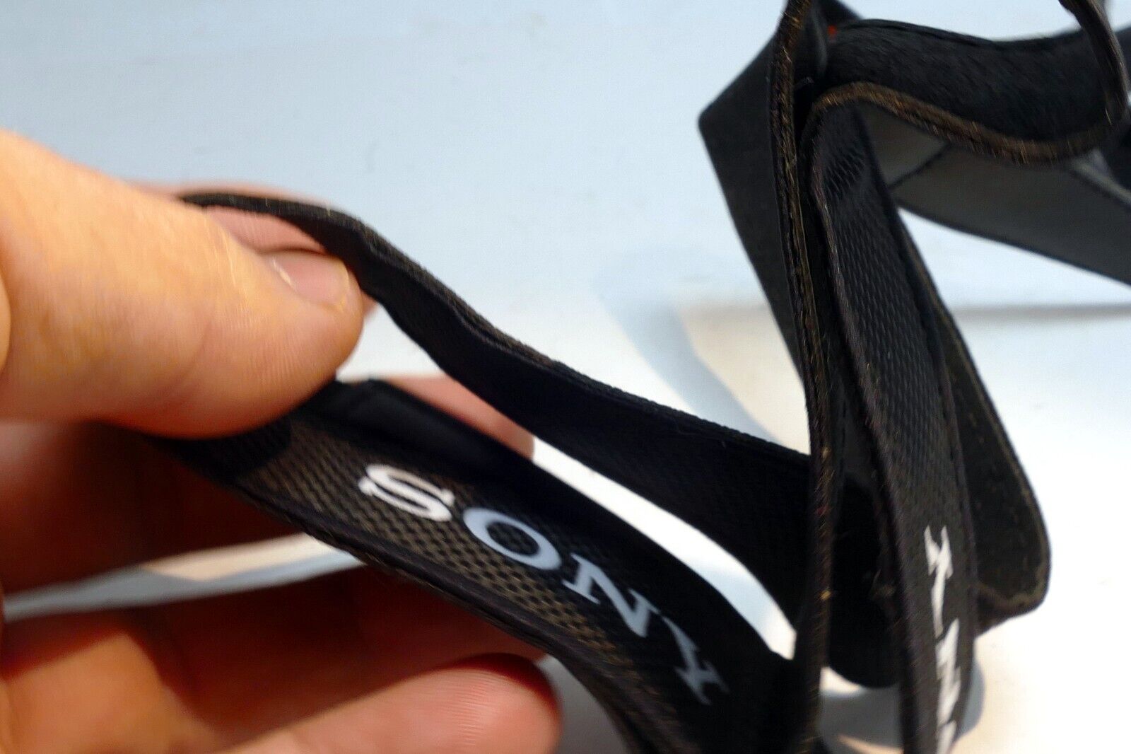 Sony Alpha a7 Shoulder Camera  Strap Checkered pattern canvas -  Genuine OEM