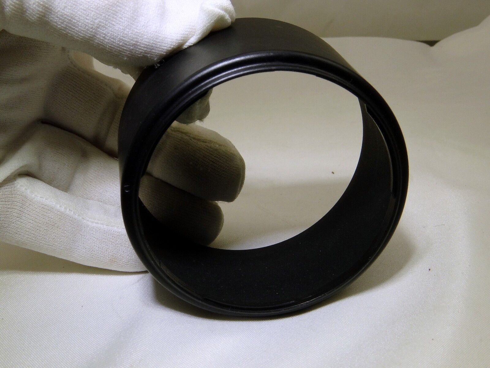 65.8mm ID twist on Lens Hood Unknown brand telephoto 70-300mm