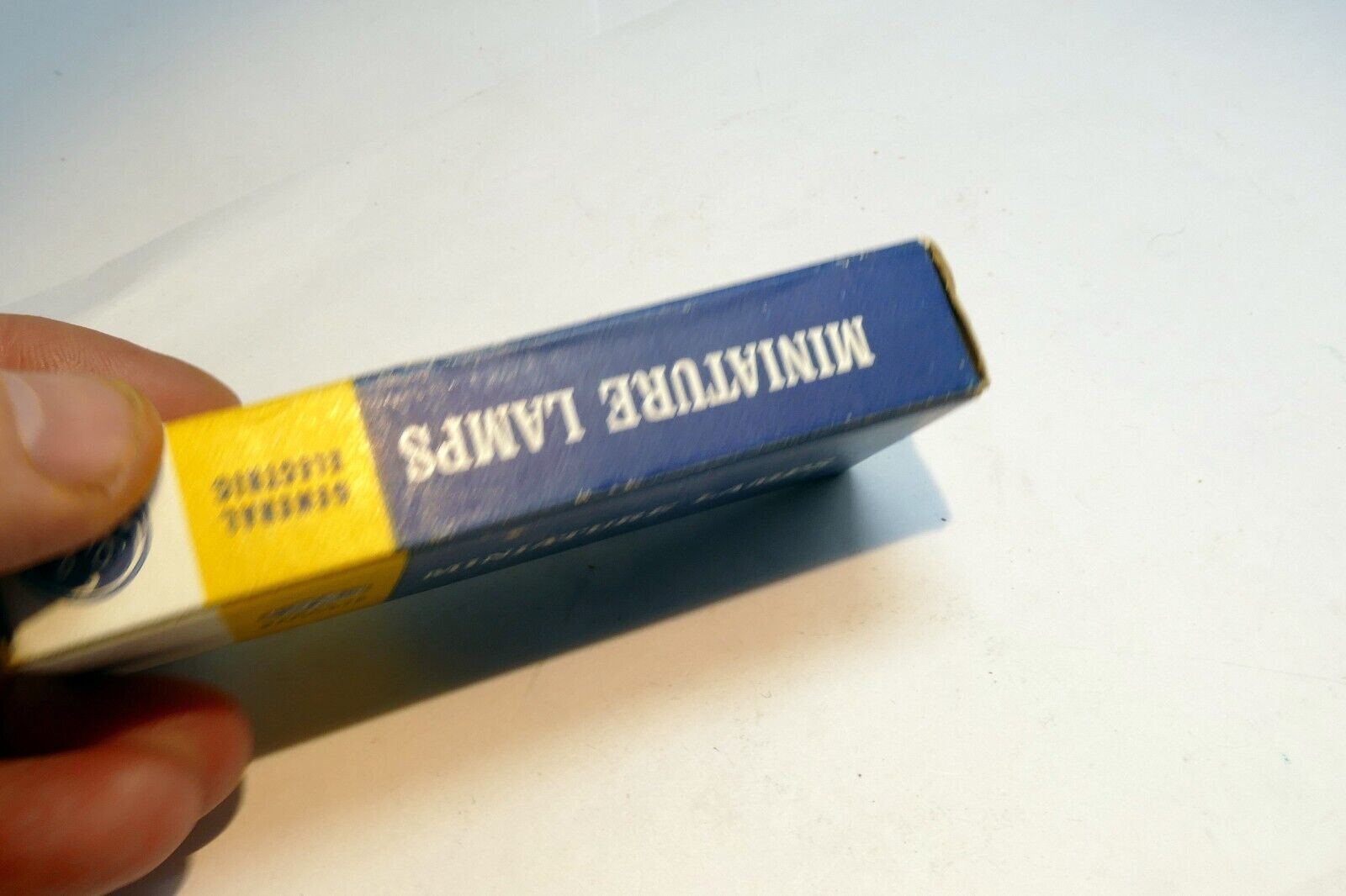 GE No PR 7 Miniature Lamp Bulbs 3V -  9 pcs pack vintage for flashlight