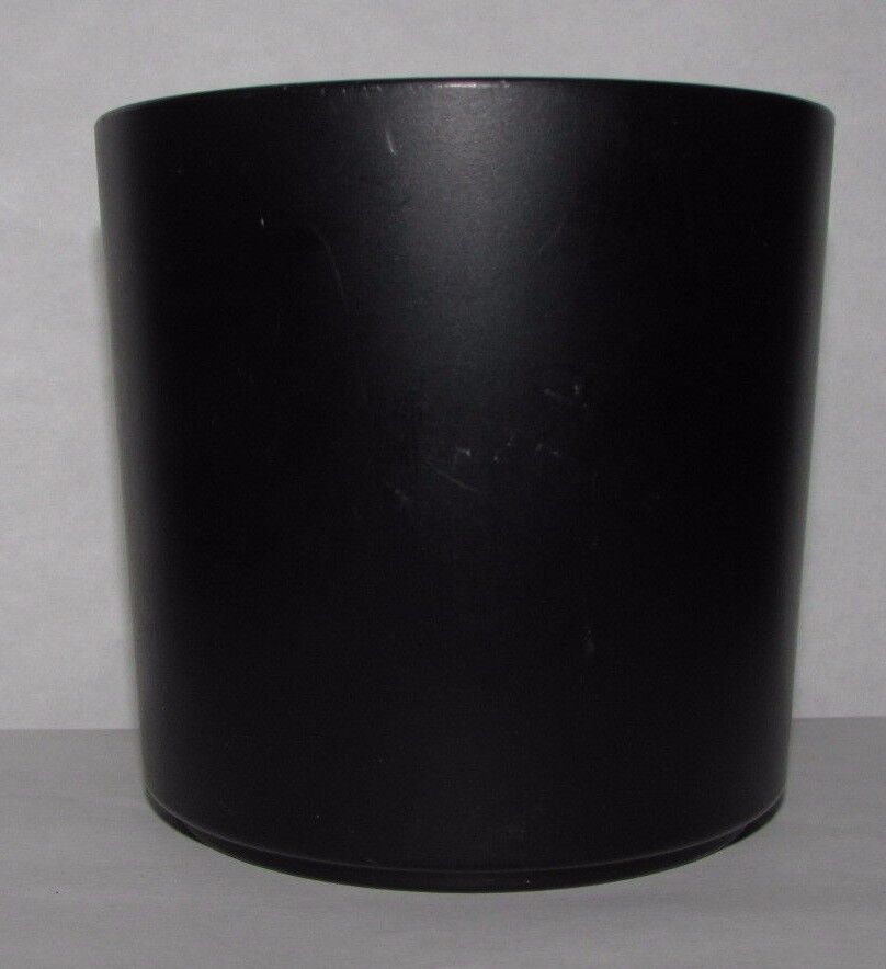 67.5mm ID Lens Hood Twist on type Telephoto 70-300mm (unknown brand)