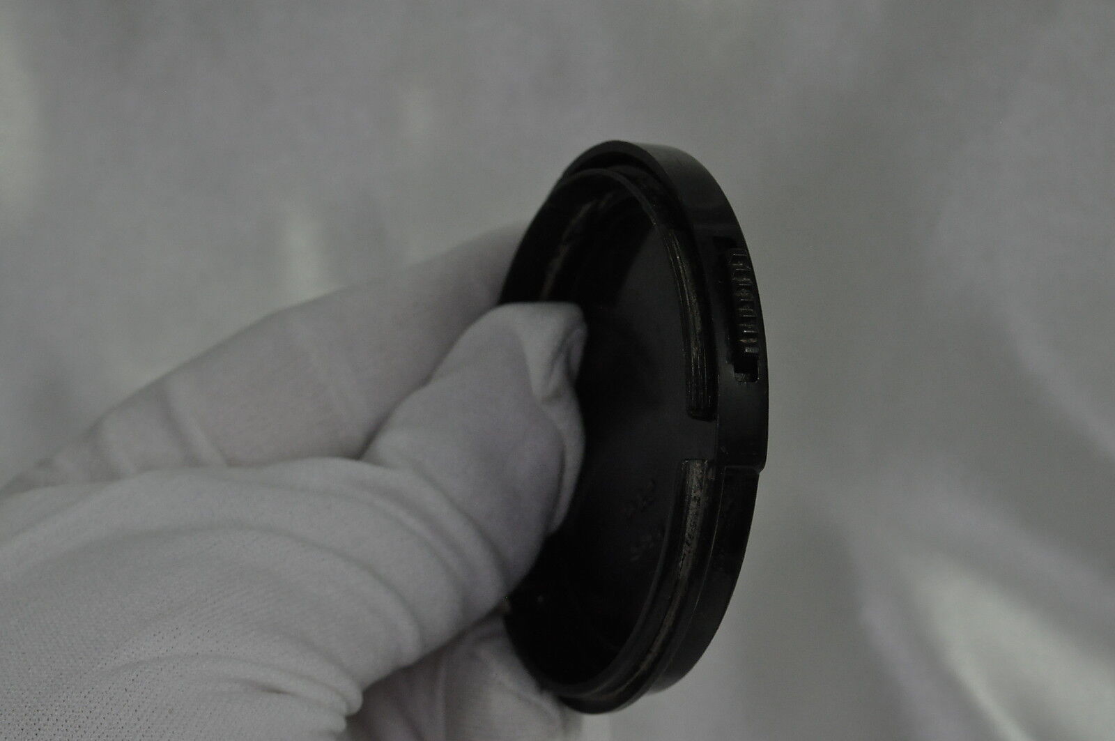 Genuine Tokina Snap on 62mm Front Lens Cap Made in Japan 2103057