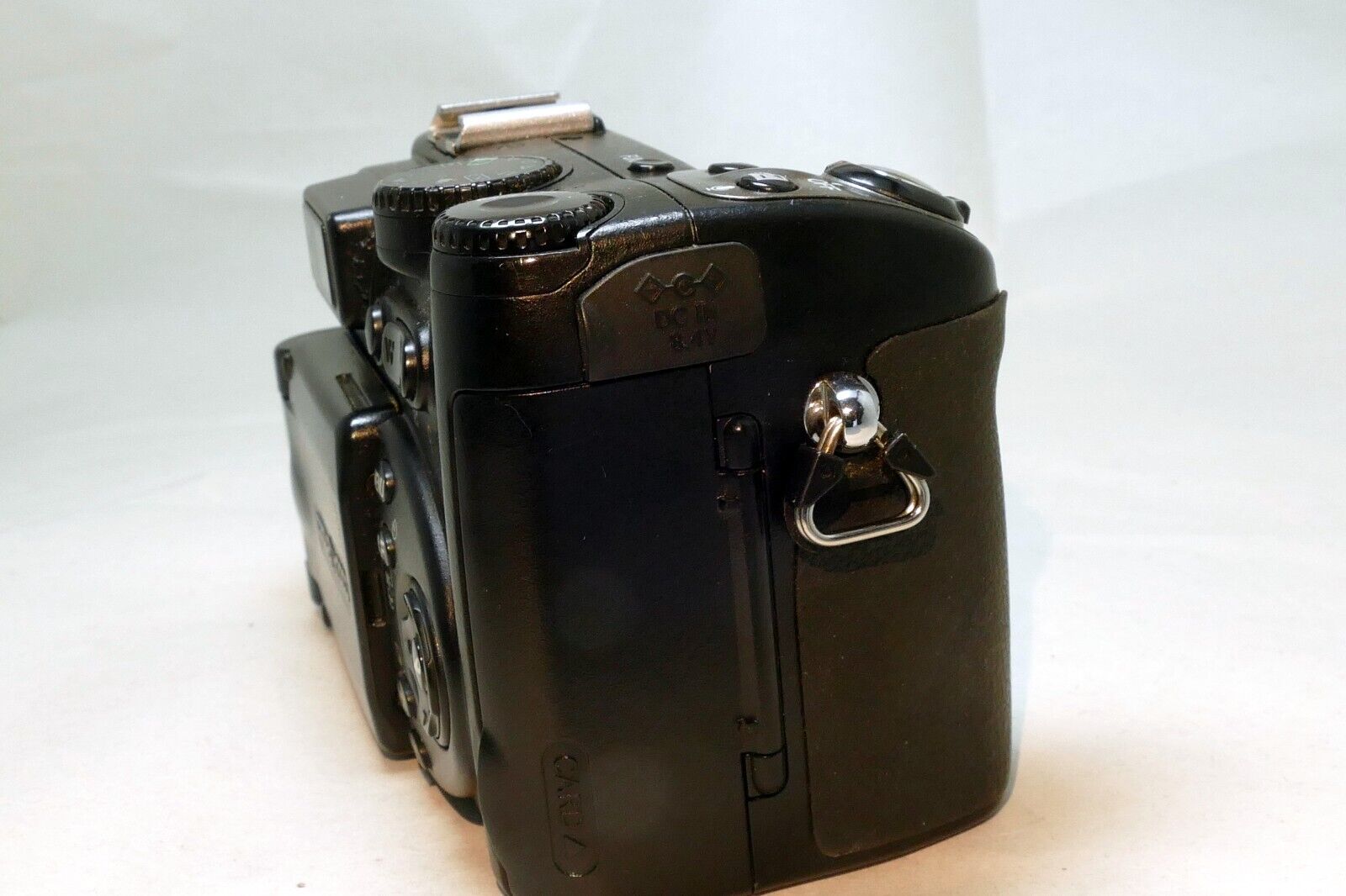 Nikon COOLPIX 5400 Digital 5.1MP Digital Camera Battery Included U284