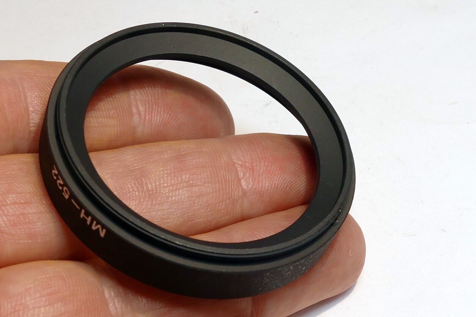 Tokina MH-522 (52mm) Metal 35mm F2.8 AT-X DX Lens Hood Shade - female theads