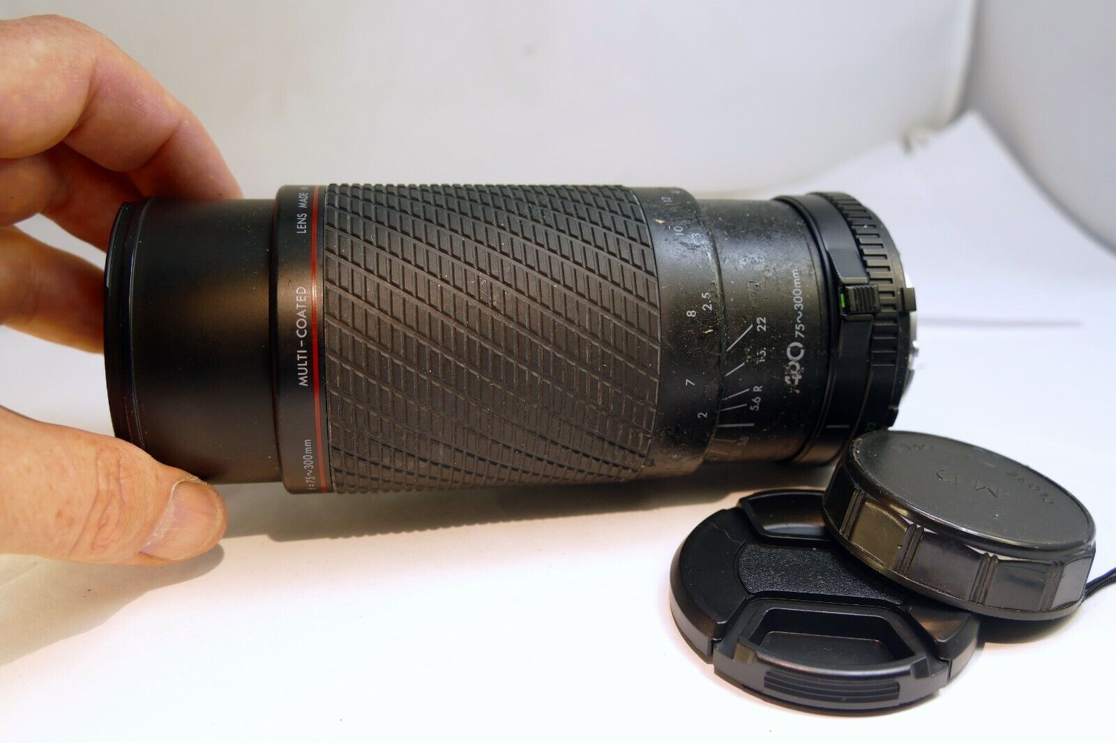 SIGMA 75-300mm f4.5-5.6 APO for Minolta MD manual focus AS IS parts w/ issues