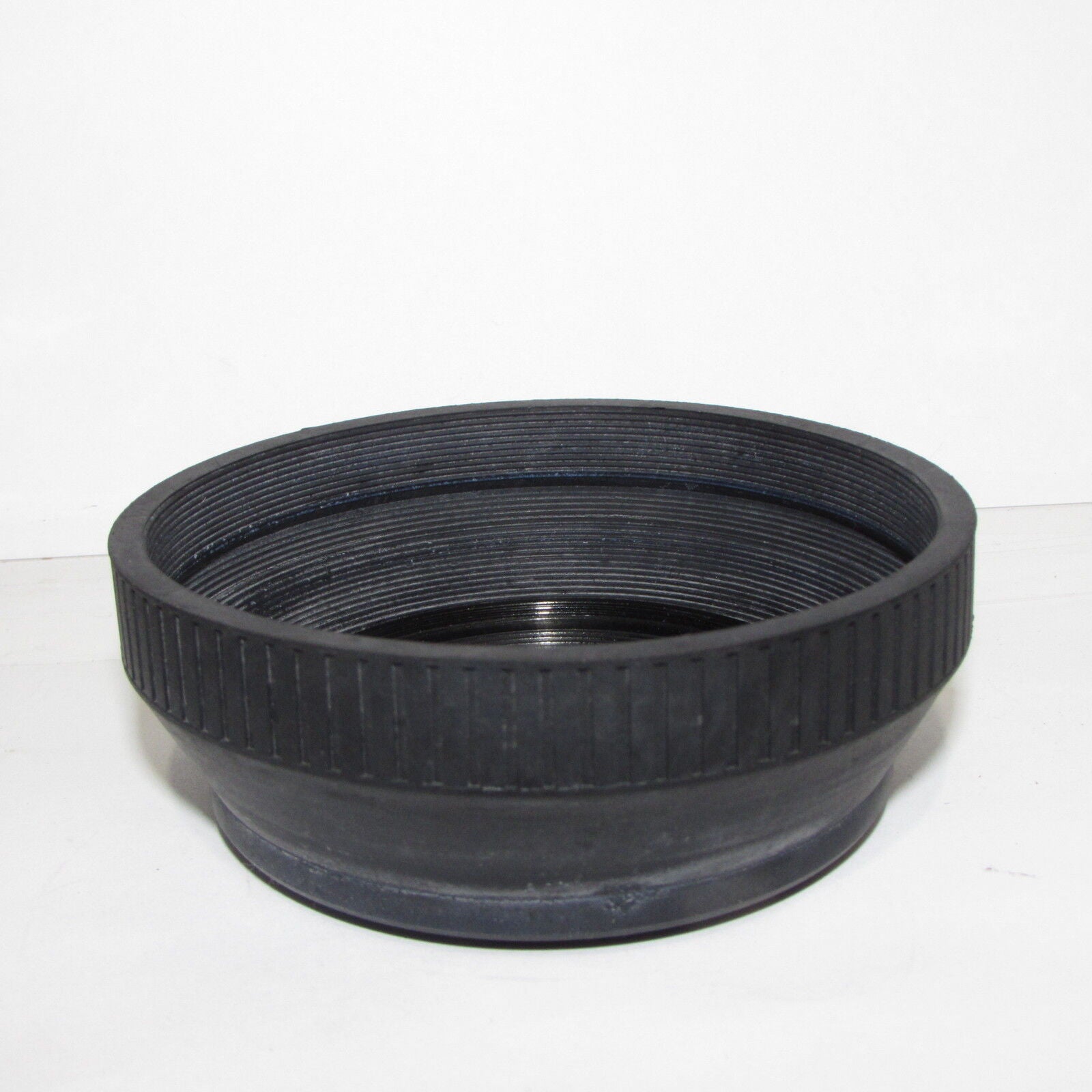 Telephoto 72mm Collapsible Rubber Lens Hood screw in type S232332