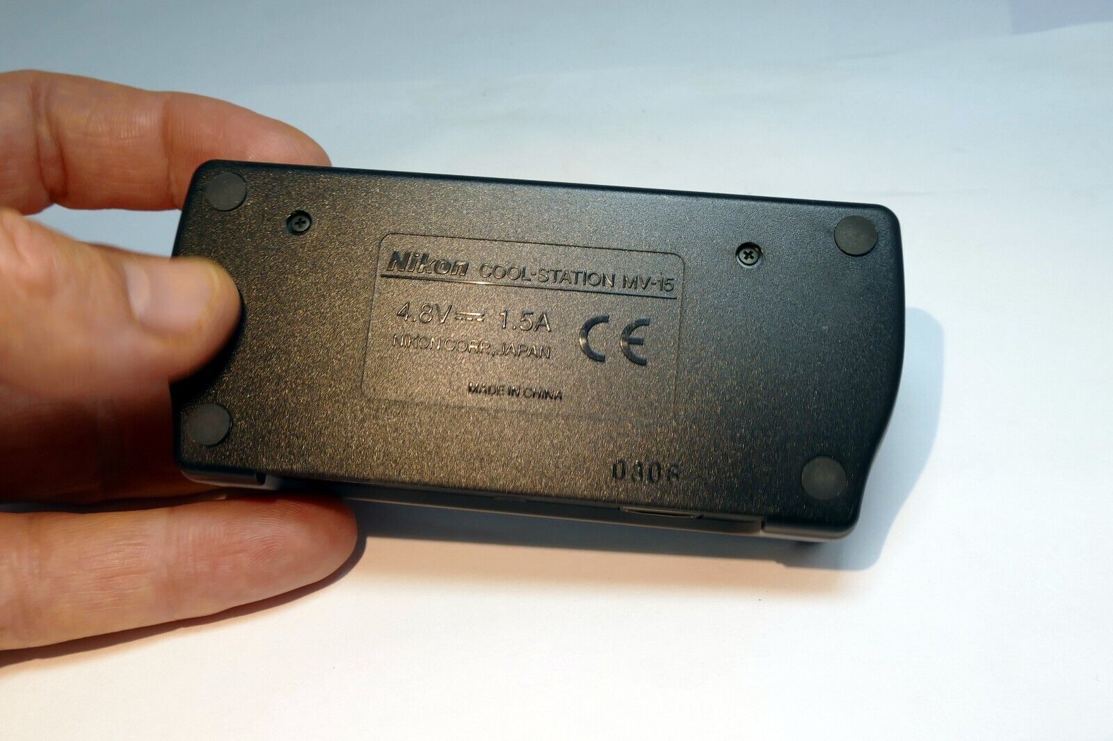 Nikon Coolpix Digital Camera Cool Station Dock Cradle MV-15