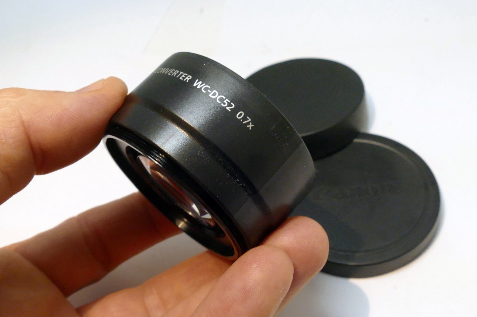 Canon WIDE Conversion Lens  WC-DC52 0.7X AUX