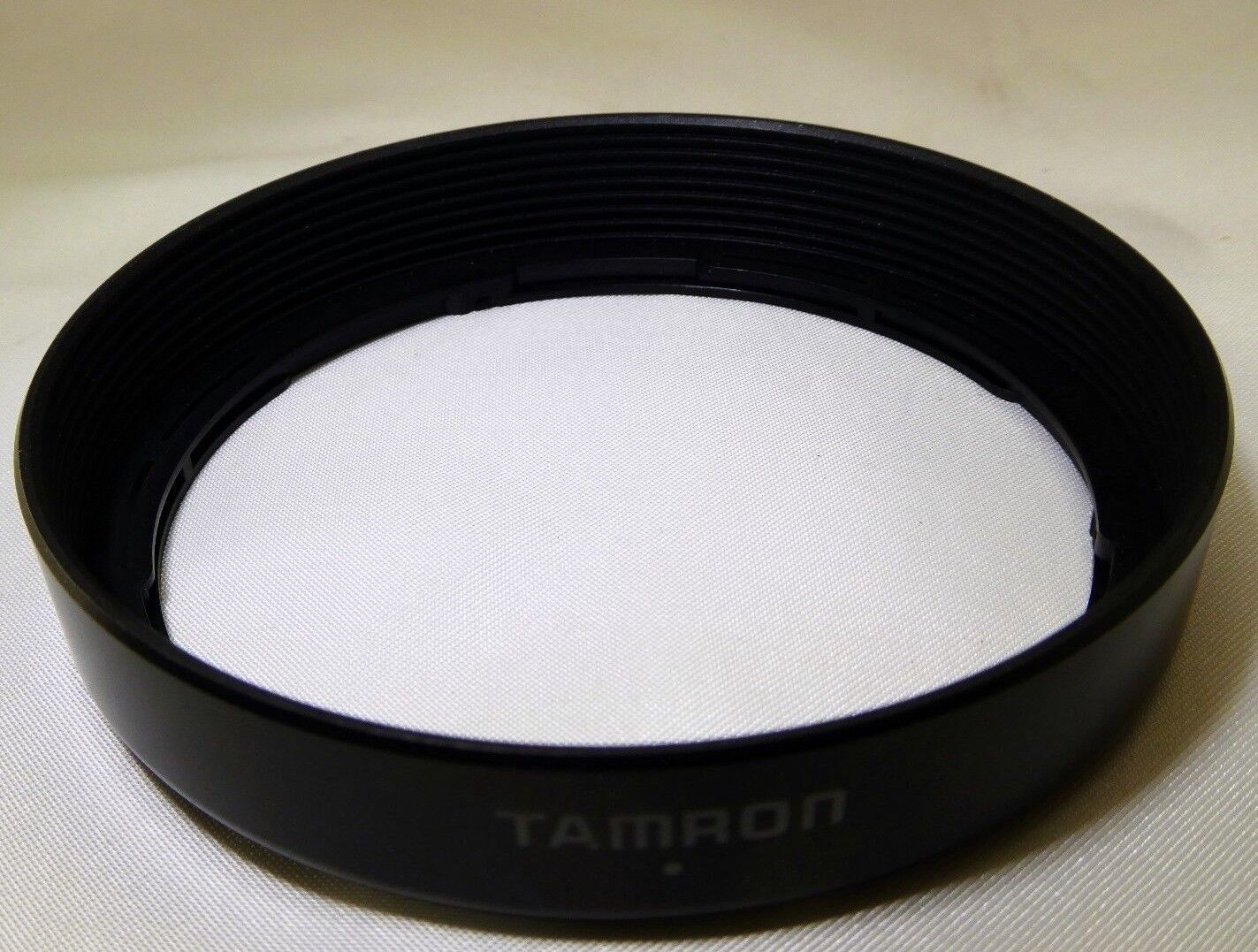 Tamron 85FH  Lens Hood twist on type Genuine OEM