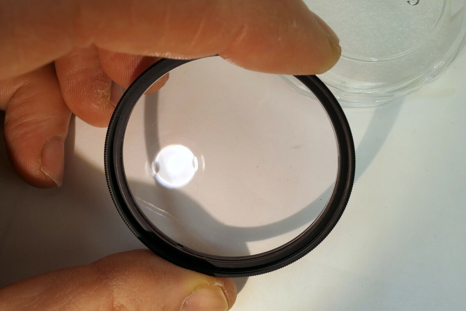 Hoya Skylight 1B Sky Lens Filter with plastic case