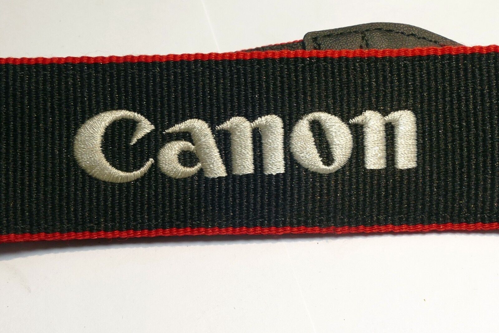 Canon EOS Digital Camera Neck Shoulder Strap Black-Red - Genuine T7 T8i