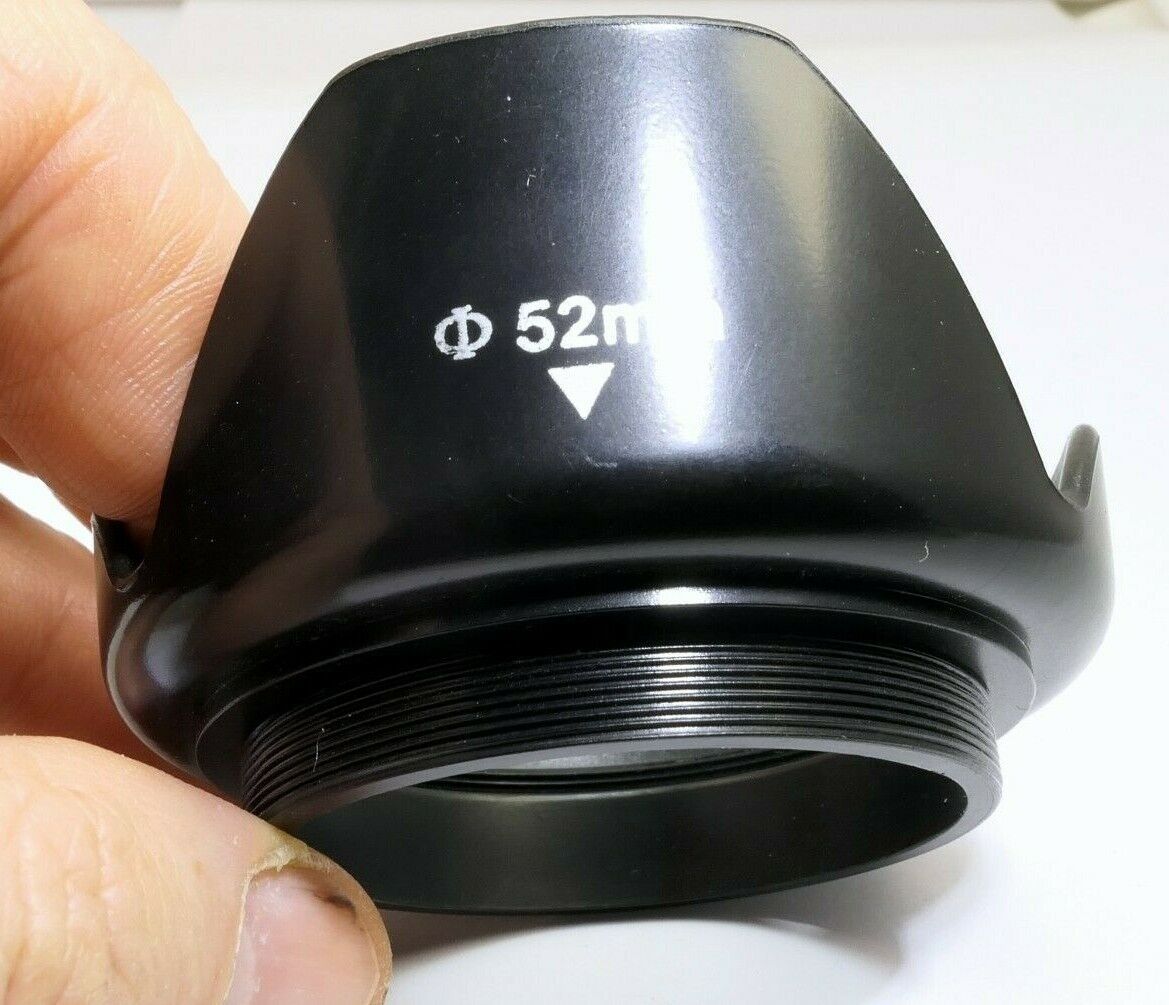52mm threaded Petal tulip Lens Hood  Missing retaining ring - works