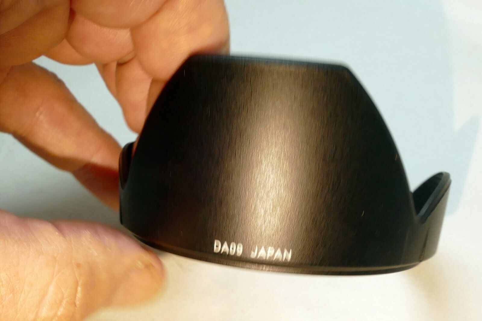 Tamron DA09 Lens Hood Shade for 28-75 mm f/2.8, A16 17-50 mm f/2.8 (67mm rim)