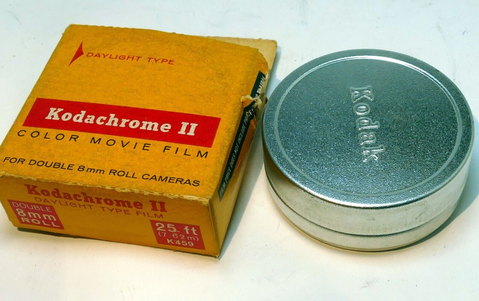 Empty case only for Vintage 8mm Kodak Film 25 ft double roll spool