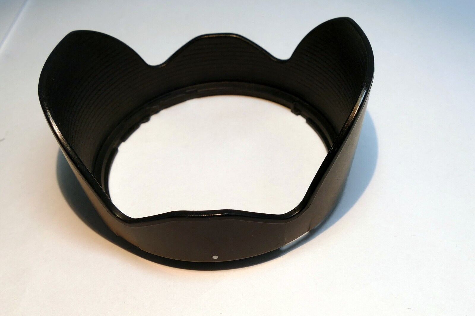 JJC DA18 Lens Hood Shade for Tamron 18-250mm & 18-270mm PZD LH-DA