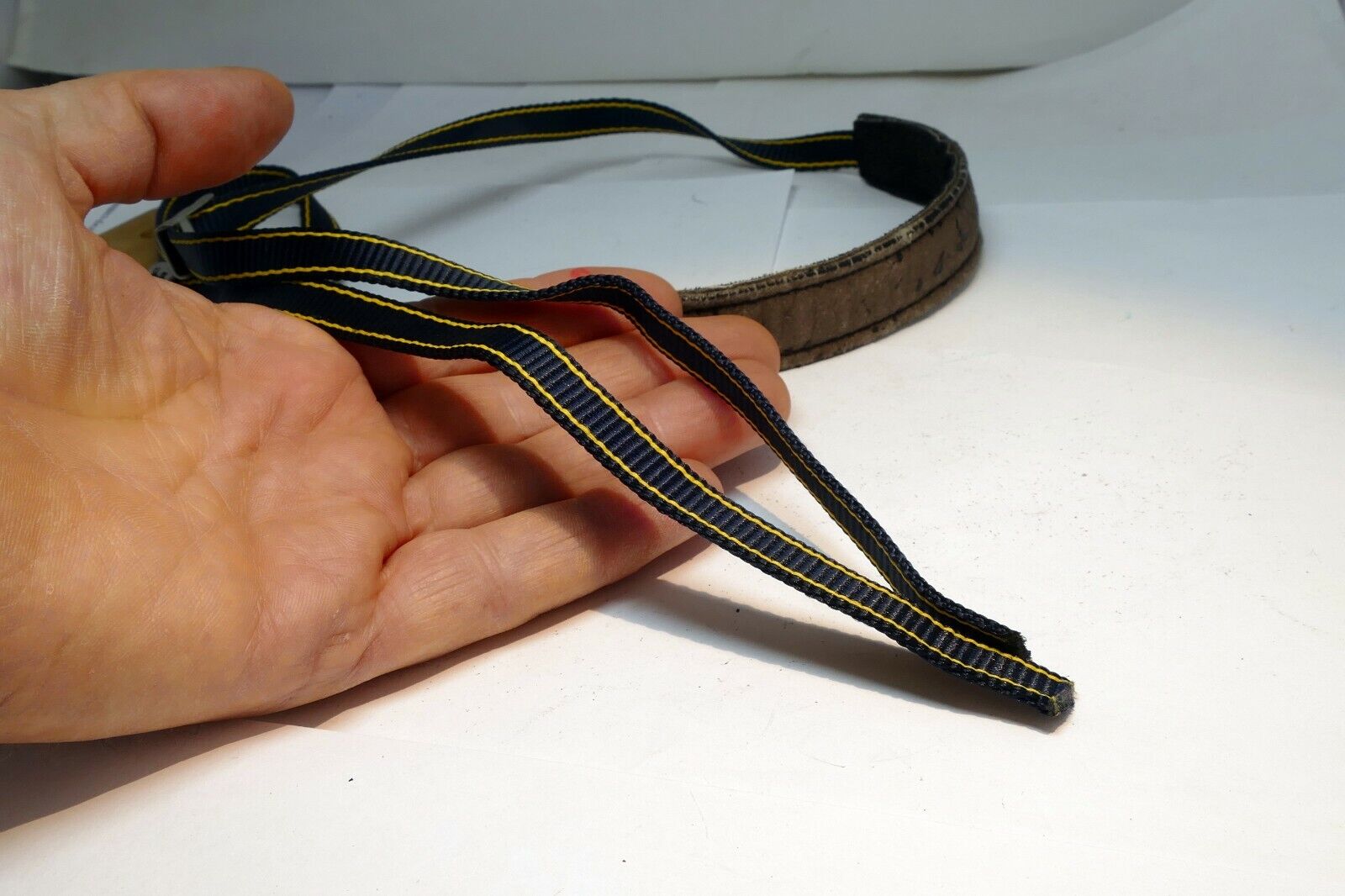 Zenza Bronica shoulder neck strap 1cm wide ETRs ETRSi 645 OEM - Missing end lugs