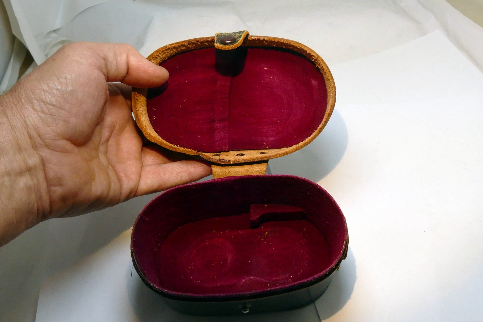 Mamiya Lens case for Sekor 135mm f4.5 hard case  for TLR  lenses