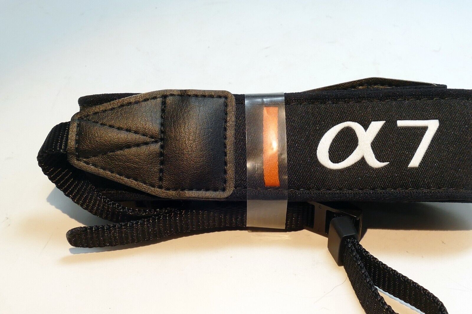 Sony α7 Alpha 7 II III  Shoulder Camera  Strap original OEM