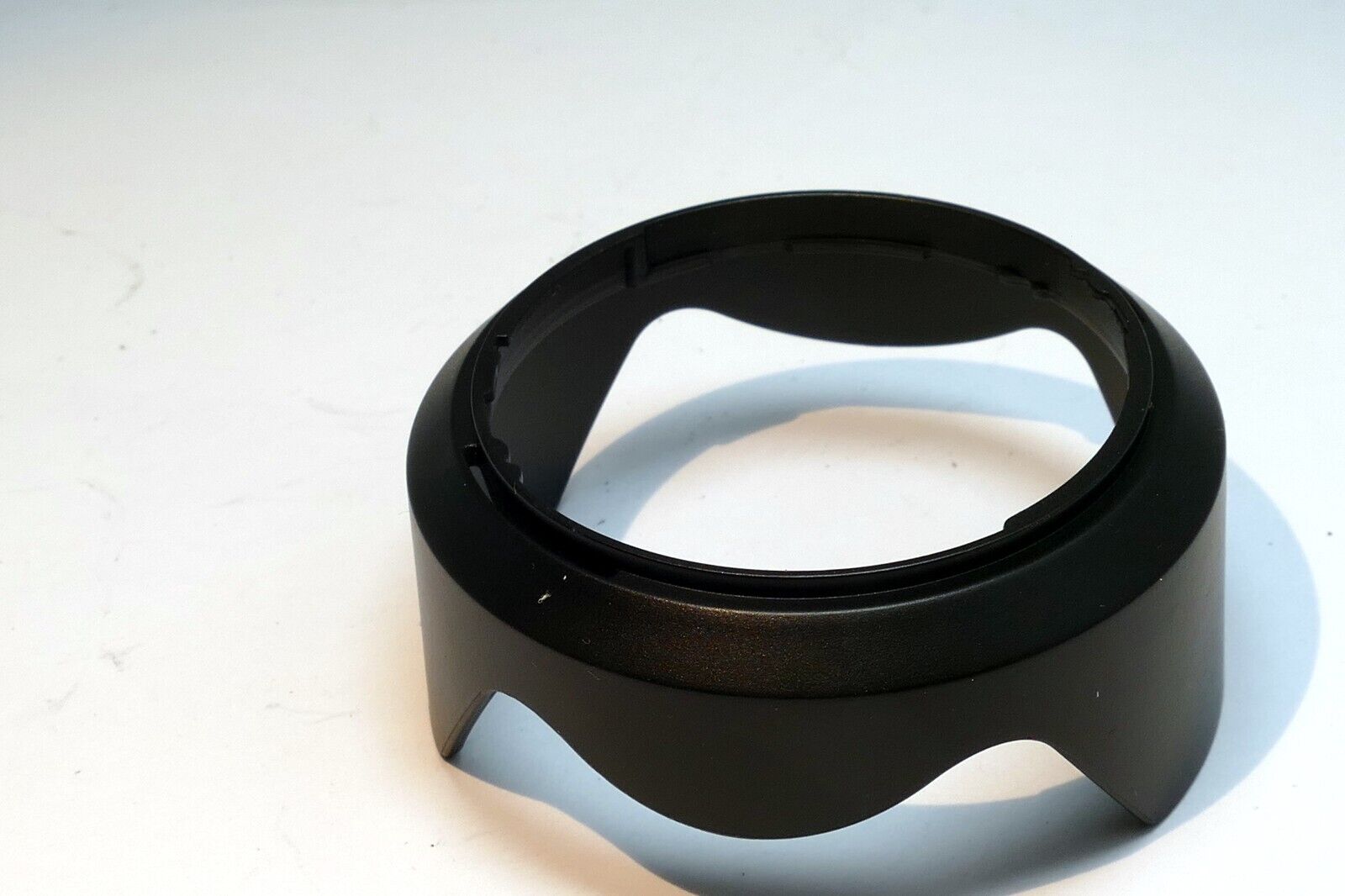 Replacement ALC-SH112  Lens Hood Shade for Sony E  16mm F2.8 18-55mm F3.5-5.6